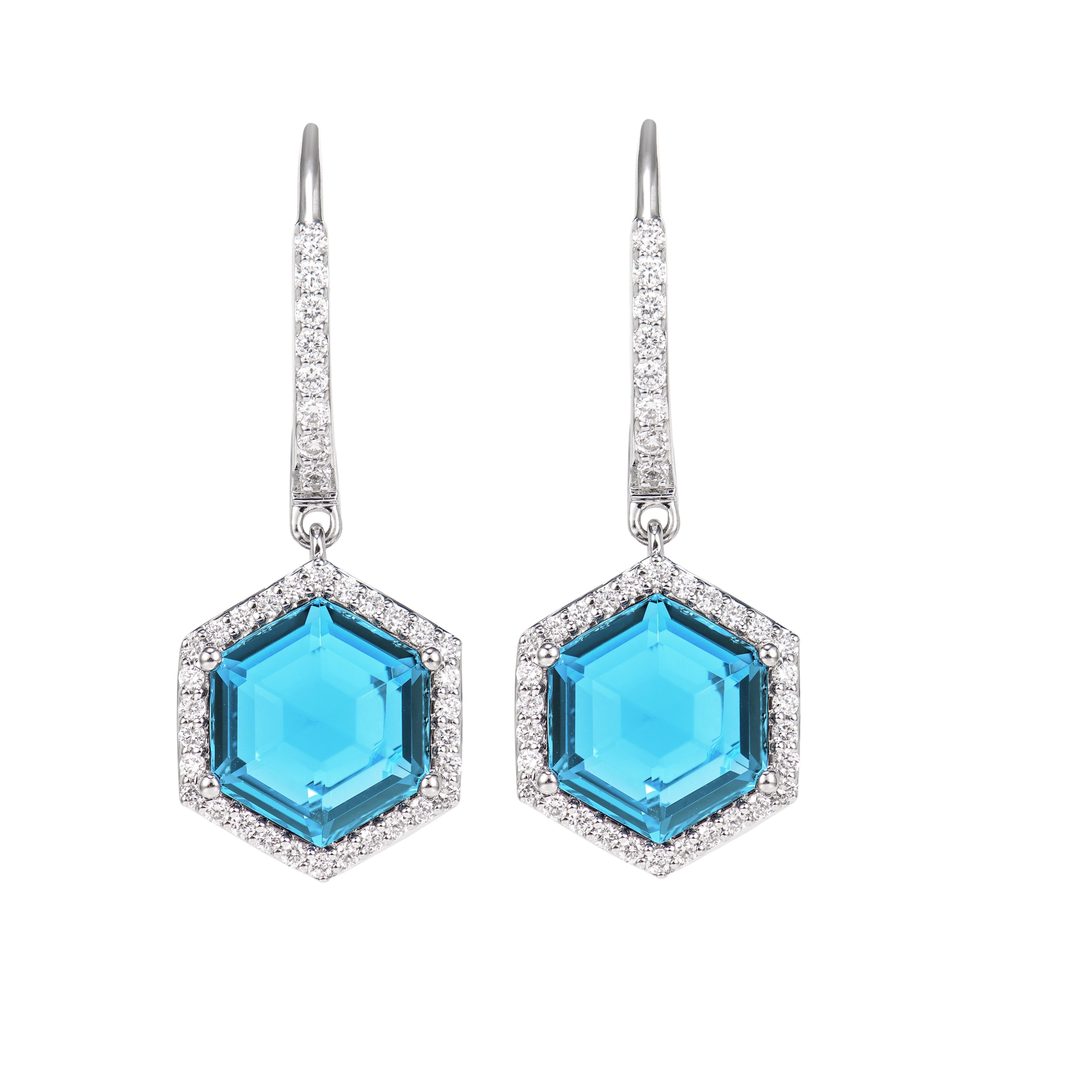 Contemporaneo Sunita Nahata Topazio Blu Svizzero 7.61ct. Orecchini a goccia in 18KWG con diamante. in vendita