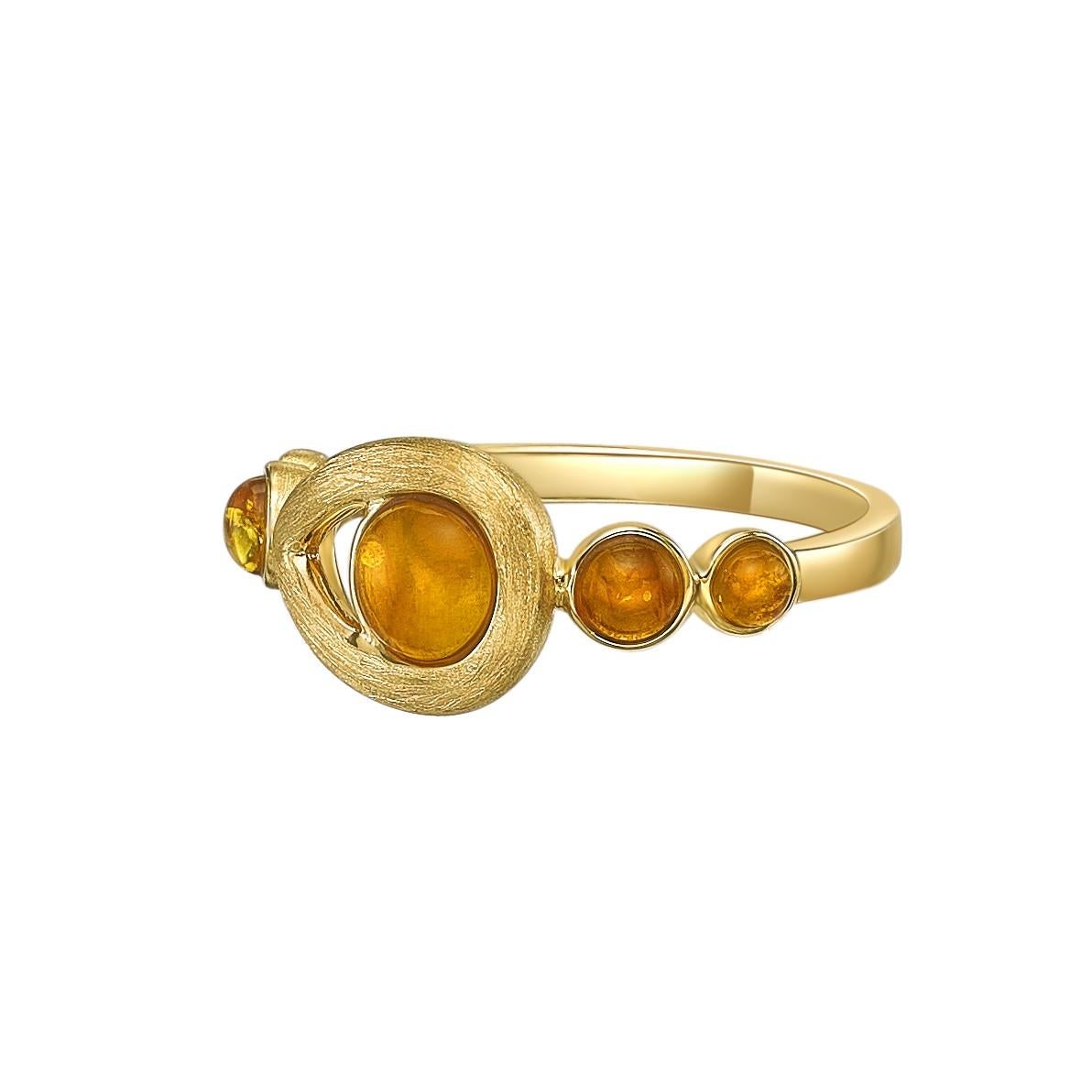 Taille ronde Sunita Nahata Ambre 0,32ct. Bague fantaisie en or jaune 18 carats. en vente