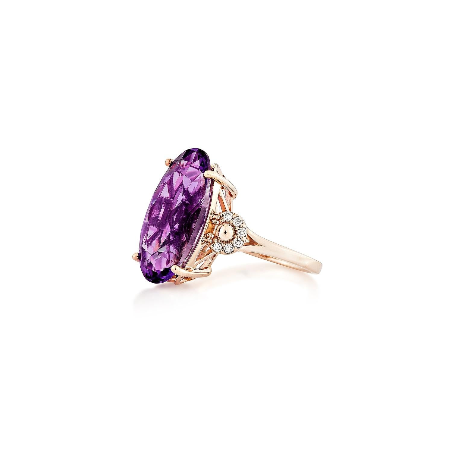 Sunita Nahata Amatista 6.21ct. Anillo de fantasía en oro rosa de 14 quilates con diamante. Corte cojín en venta