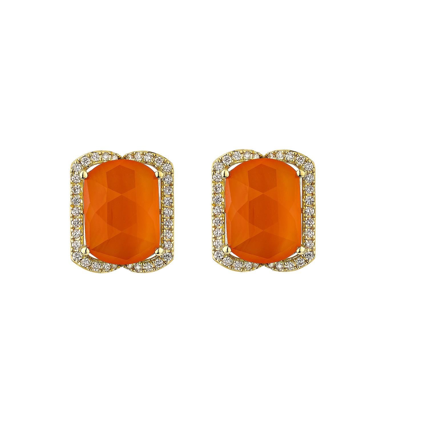 Contemporaneo Sunita Nahata Corniola 12.13ct. Orecchino in 14KYG con diamante bianco. in vendita
