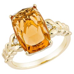 Sunita Nahata Citrine 4.19 carats Bague fantaisie en or jaune 14 carats avec diamants
