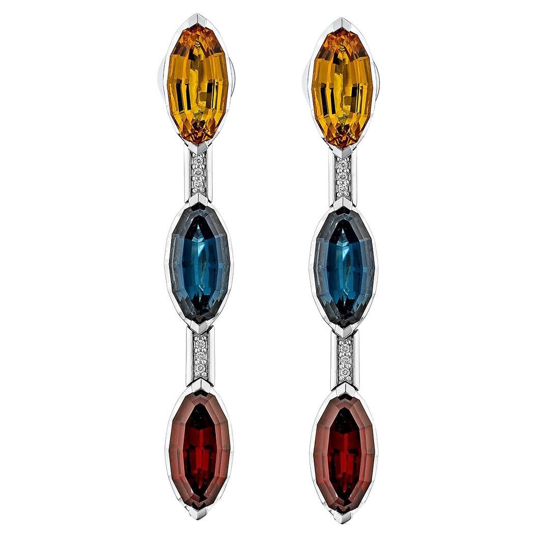 Sunita Nahata Citrino, granate, topacio azul 14,29ct. Pendiente en 14KWG con Diamante en venta