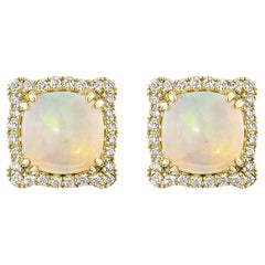 Opale etiope Sunita Nahata 2.98ct. Orecchino in 14KYG con diamante.