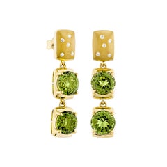 Sunita Nahata Greene & Greene 6.53ct. Orecchino a goccia in 18KYG con diamante.