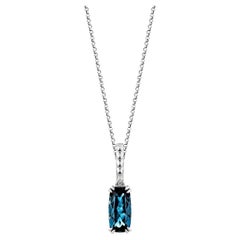 Sunita Nahata London Blue Topaz 2.76ct. Ciondolo in 14KWG con diamante Whiting.