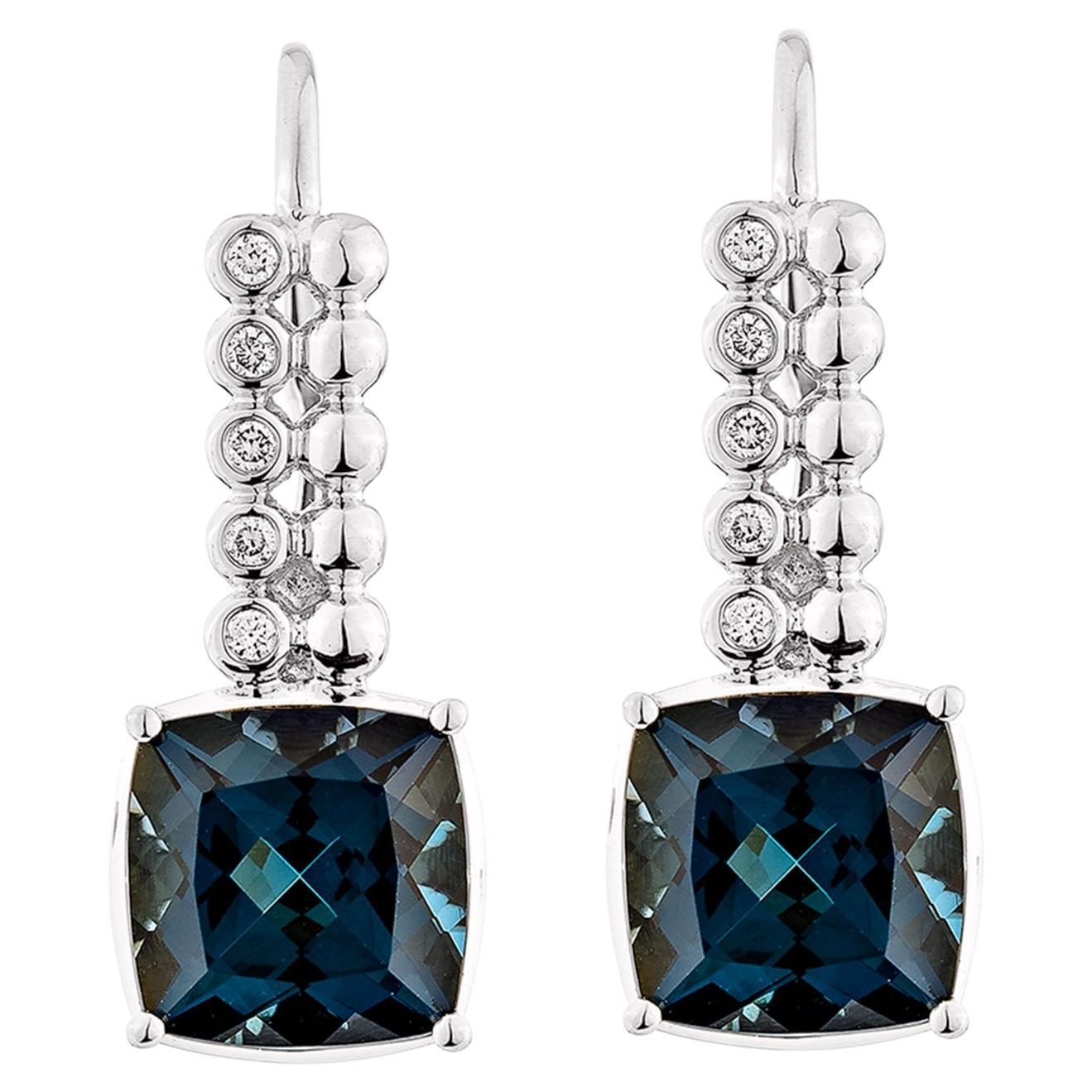 Sunita Nahata London Blauer Topas 5.58 Karat. Tropfenohrring aus 14KWG mit Diamant.