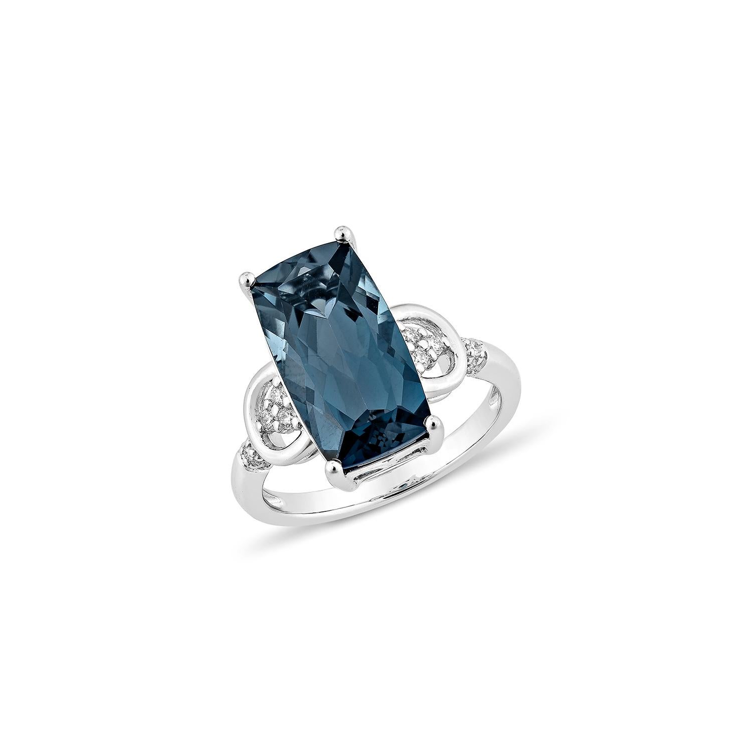Sunita Nahata London Blauer Topas 6.48 Karat. Fancy Ring in 14KWG mit Diamant. (Zeitgenössisch) im Angebot