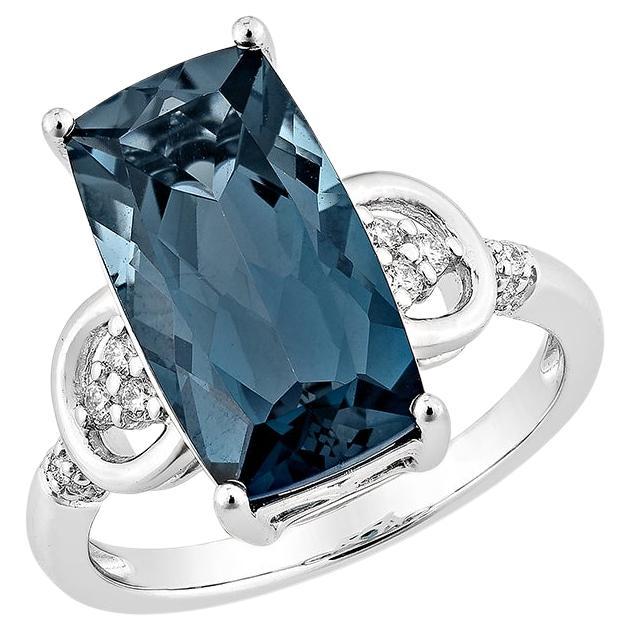 Sunita Nahata London Blauer Topas 6.48 Karat. Fancy Ring in 14KWG mit Diamant.