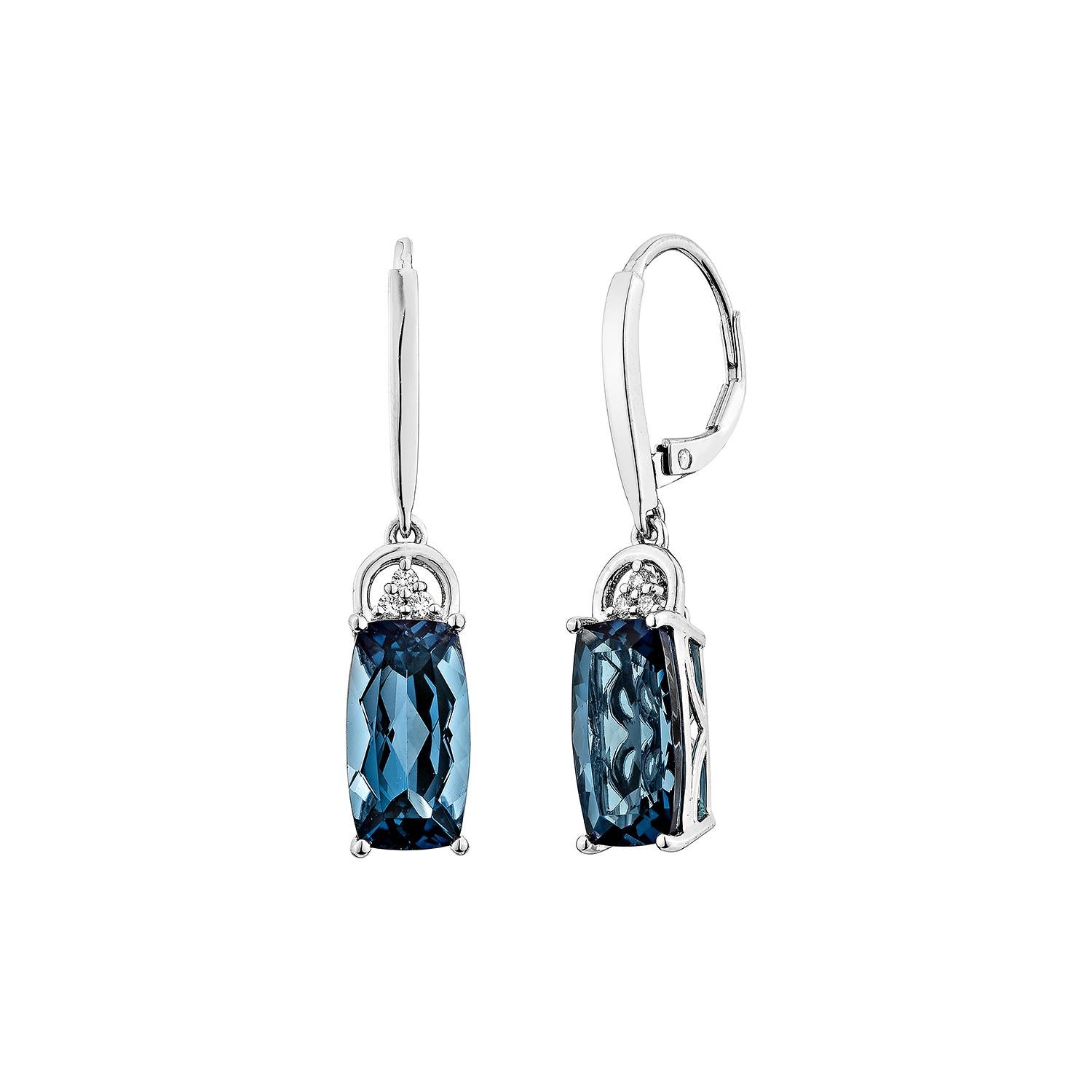 Sunita Nahata London Blauer Topas 8.52 Karat. Tropfenohrring aus 14KWG mit Diamant. (Kissenschliff) im Angebot