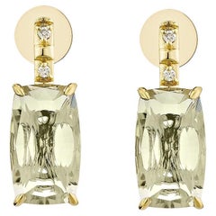 Quarzo menta Sunita Nahata 4.45ct. Orecchino a goccia in 14KYG con diamante.