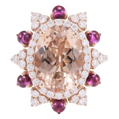 Sunita Nahata Morganit 5.47ct. Fancy Ring aus 18 KaratRG mit Rhodolith und Diamant.