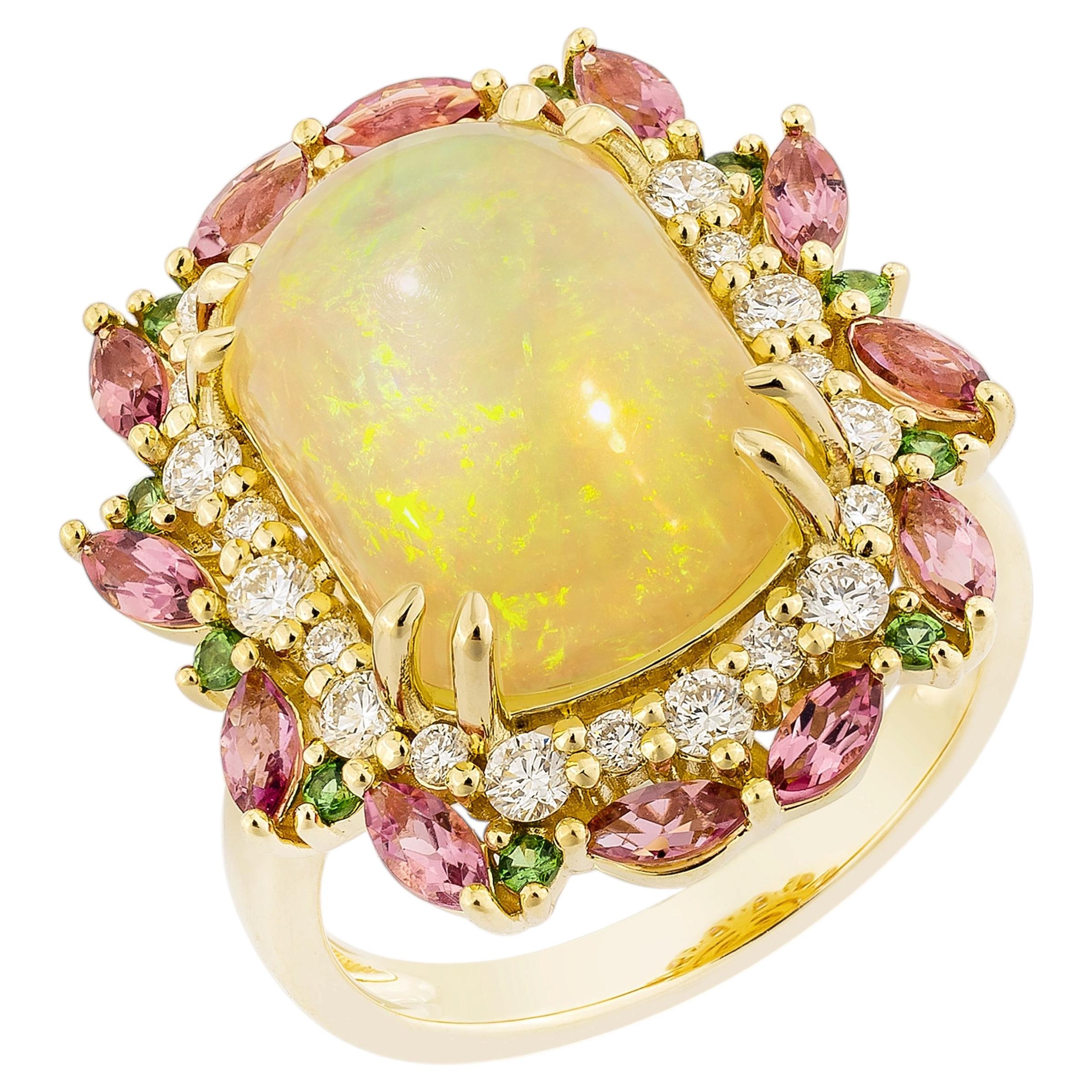 Sunita Nahata: opale, tsavorite, tormalina 5,50 ct. Anello in 18KYG con diamante.