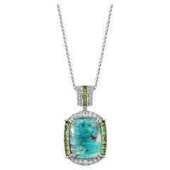 Sunita Nahata Paraiba 6.65 carats Pendentif en 18 carats avec tsavorite et diamants.