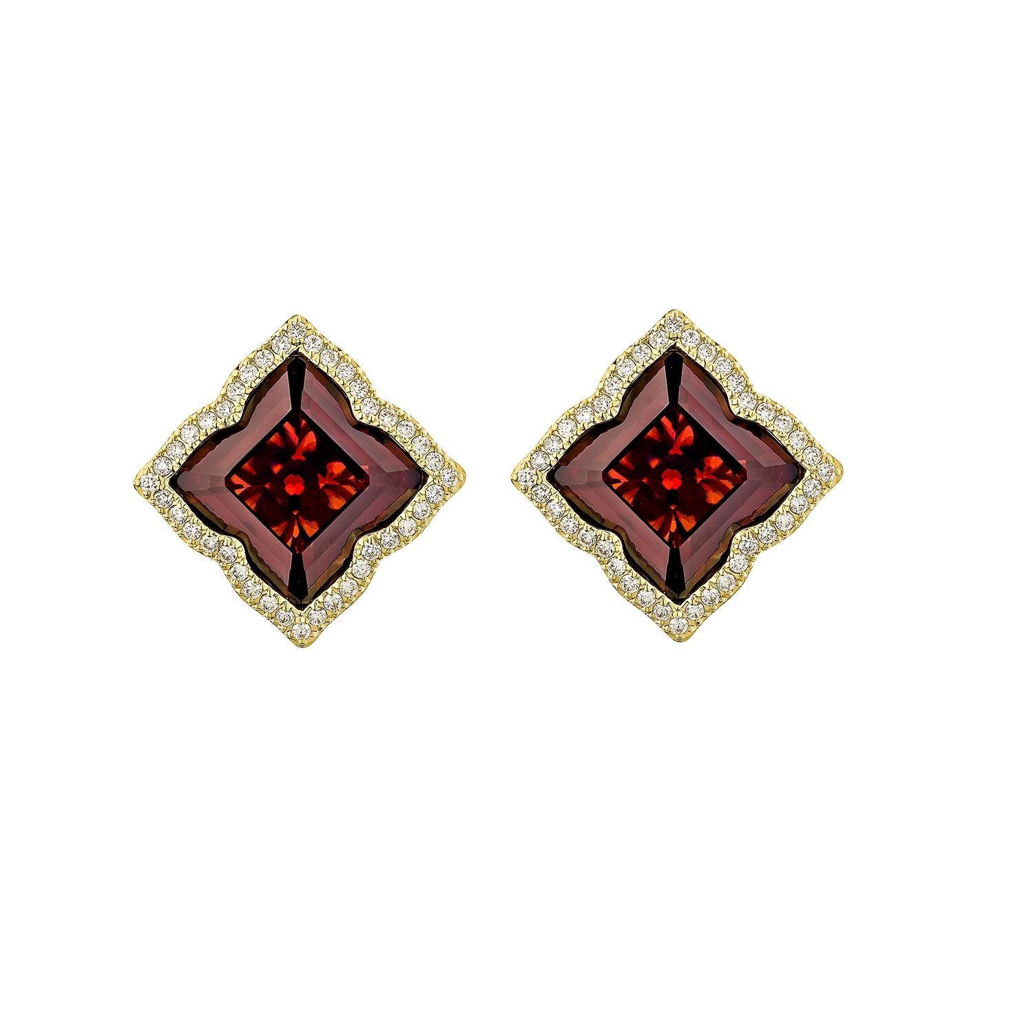 Contemporain Sunita Nahata Red Garnet 17.46ct. Stud Earrings in 18KYG with White Diamond. en vente