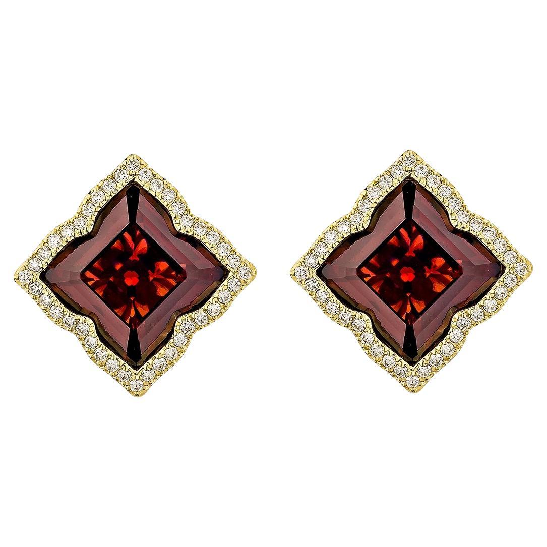 Sunita Nahata Grenat rouge 17.46ct. Clous d
oreilles en 18 carats et diamants blancs.