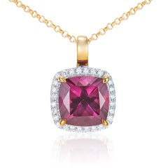 Sunita Nahata Rhodolite 2.85ct. Pendant in 18KYG with White Diamond.