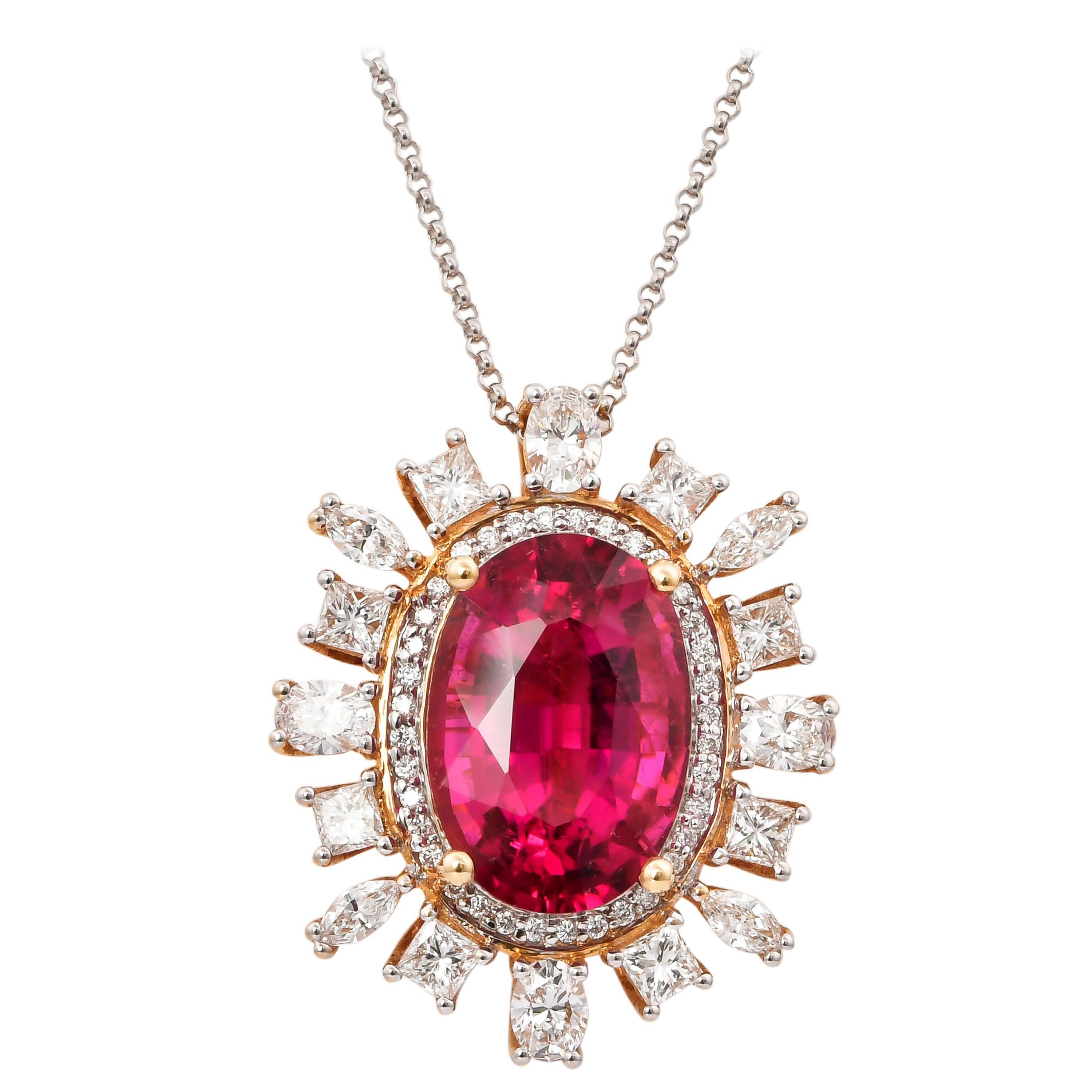 Sunita Nahata  Rubellit Turmalin 7,60ct. Anhänger mit Diamant in 18KYG.
