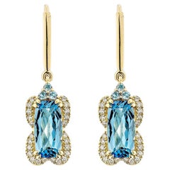 Sunita Nahata Topazio Blu Svizzero 5.62ct. Orecchino a goccia in 14KYG con diamante.