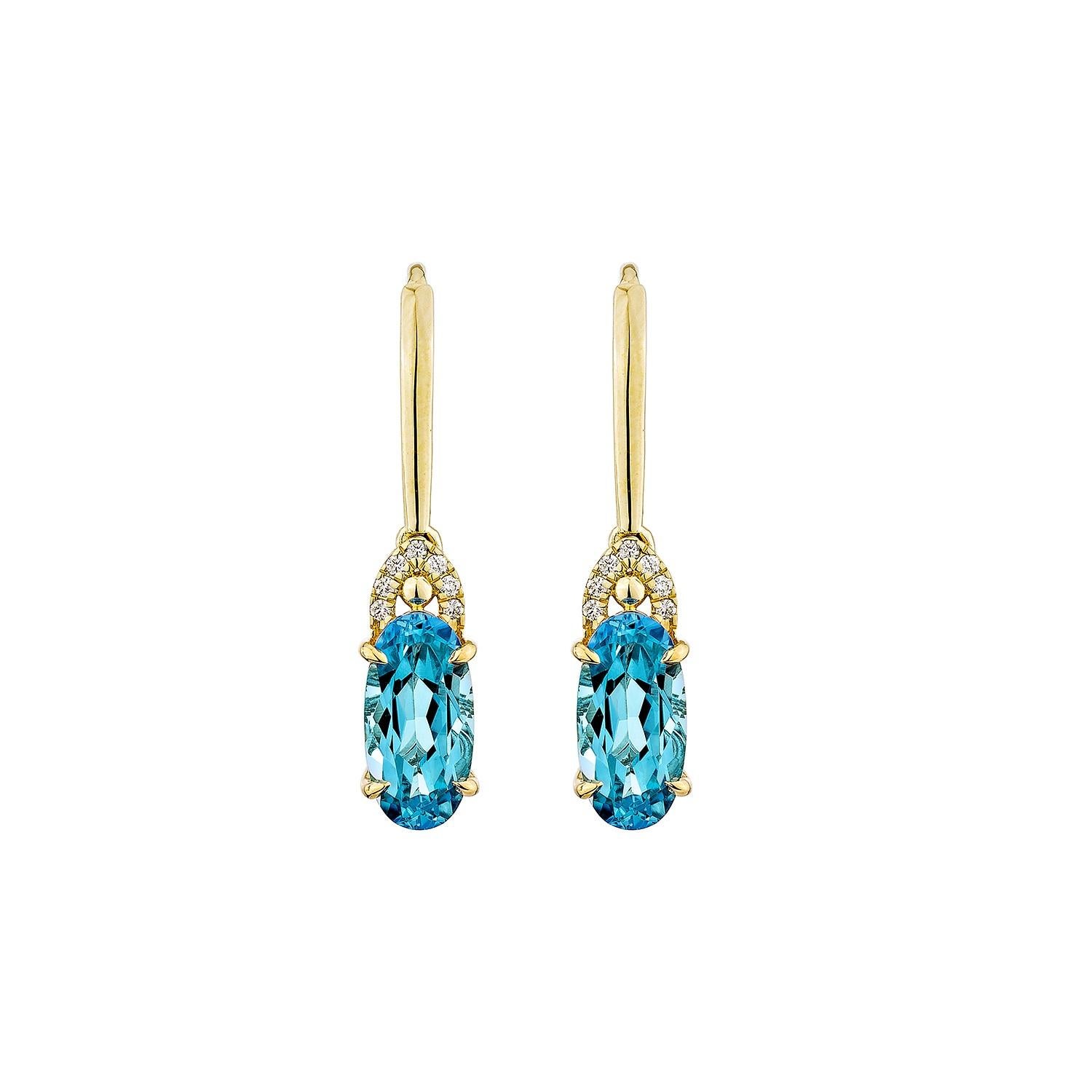 Contemporain Sunita Nahata topaze bleue suisse 5.80 carats. Boucle d'oreille pendante en 14KYG avec diamant. en vente