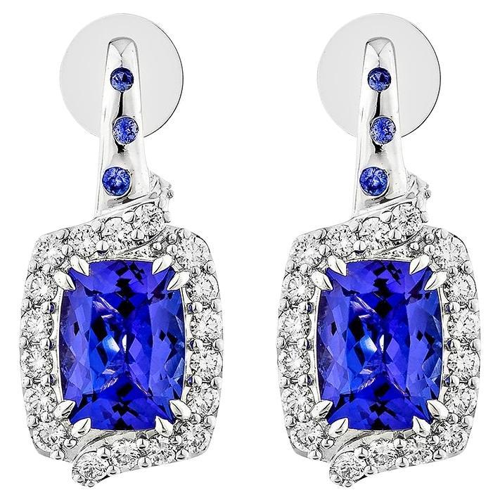 Sunita Nahata Tanzanite e Zaffiro 2.89ct. Orecchini a goccia in 18KWG con diamante.