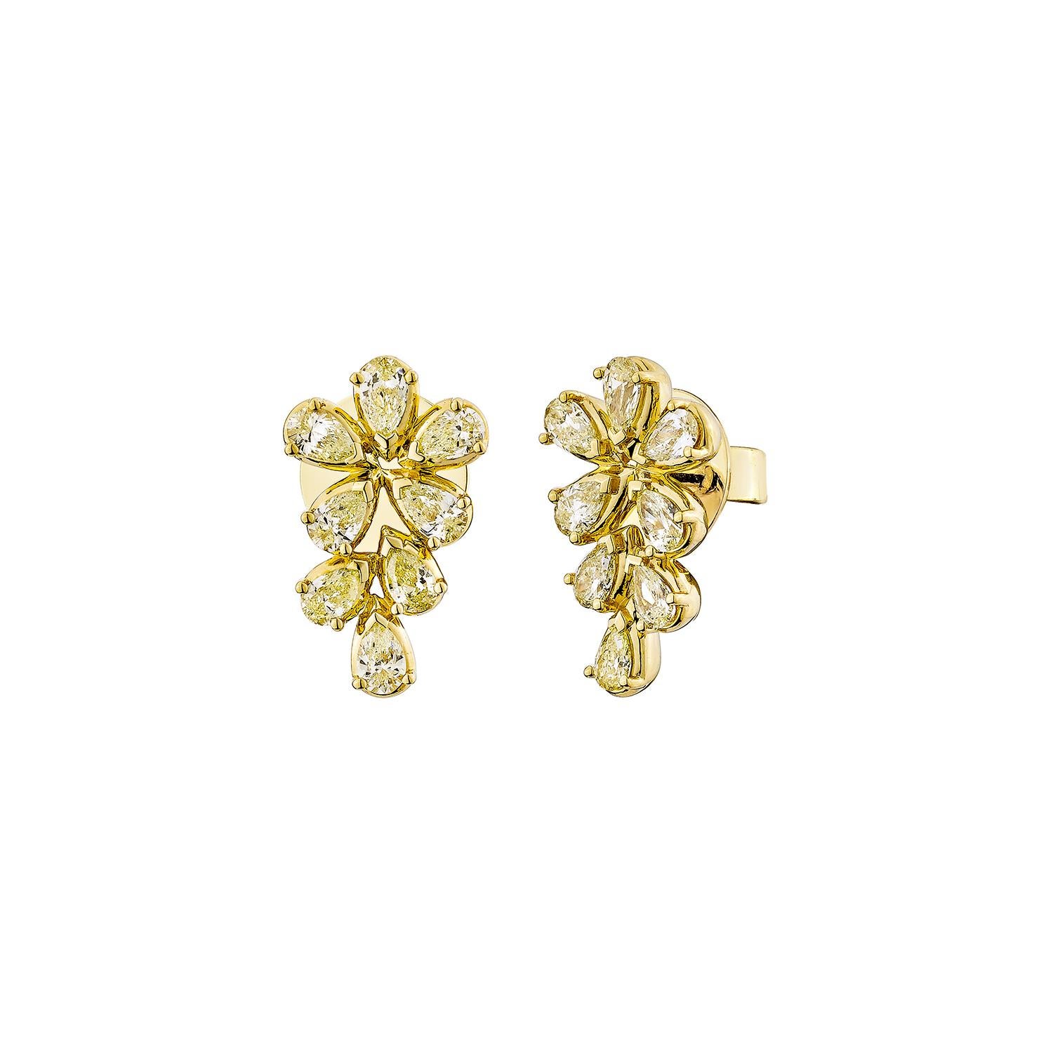 Pear Cut Sunita Nahata Yellow Diamond Stud Earrings 1.00carat in 18K Yellow Gold. For Sale