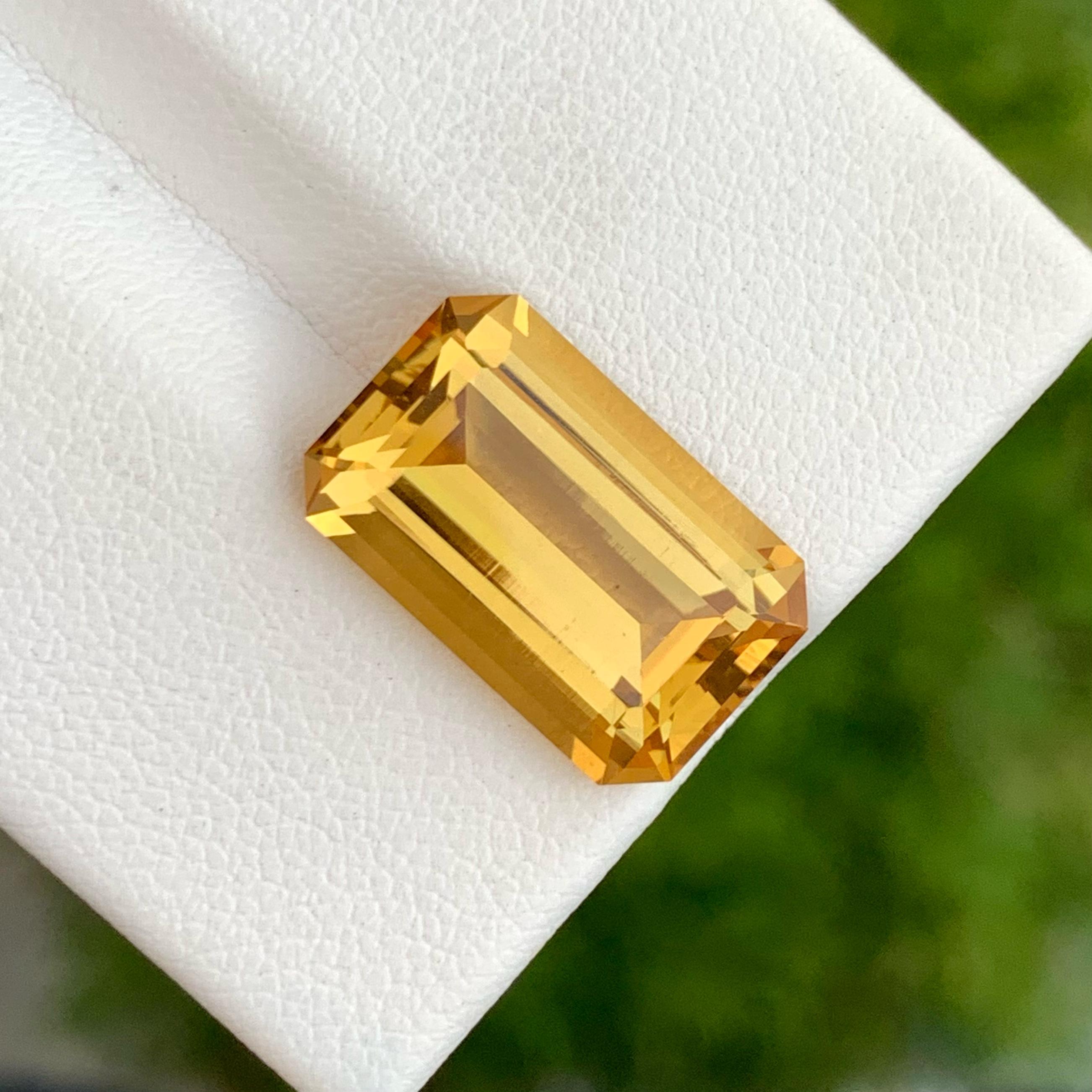 Weight 10.40 carats 
Dimensions 17.4x10.8x7.4 mm
Treatment None 
Origin Brazil 
Clarity Loupe Clean 
Shape Octagon 
Cut Emerald


Crafted by nature itself, this remarkable gem showcases a stunning golden glow that catches the light from every angle.