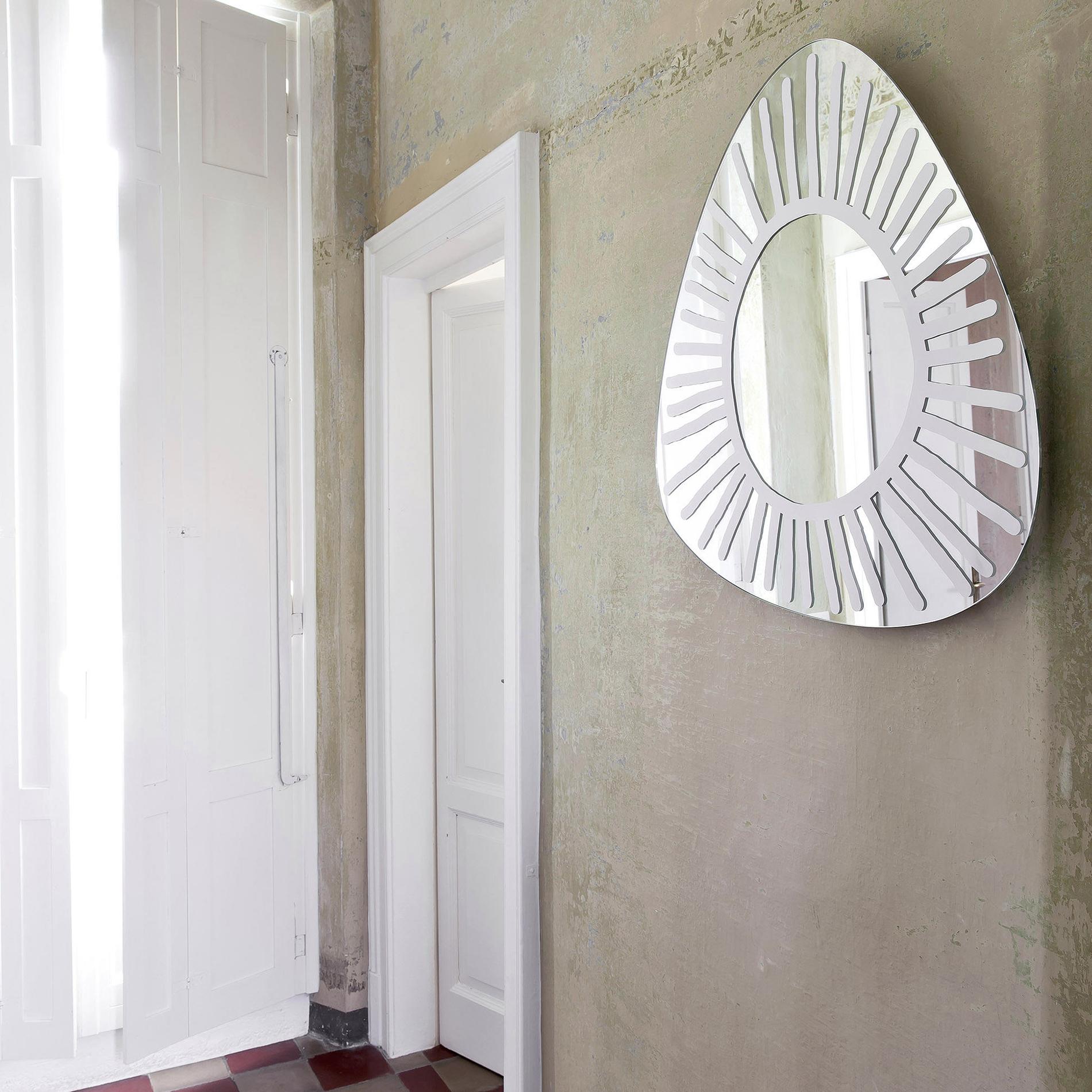 Sunny Day Mirror In New Condition For Sale In Paris, FR