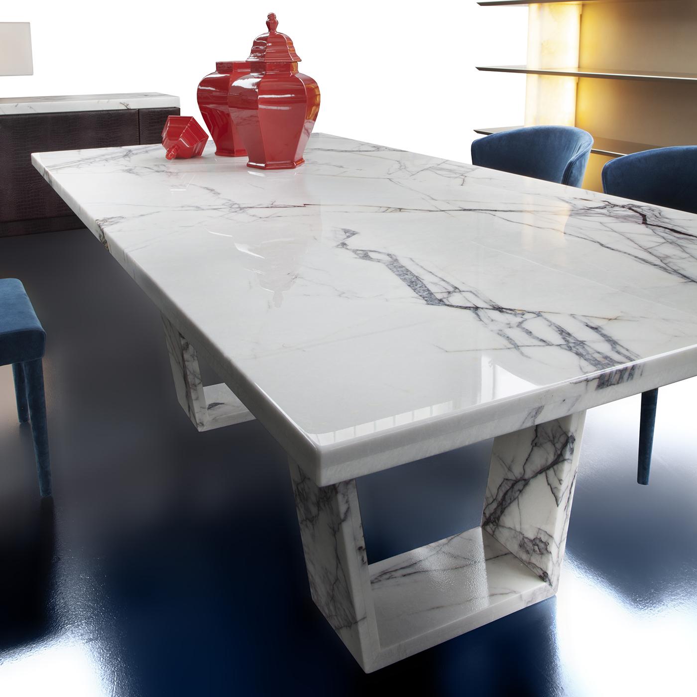 Sunny Marble Dining Table by Giorgio Soressi In New Condition In Milan, IT