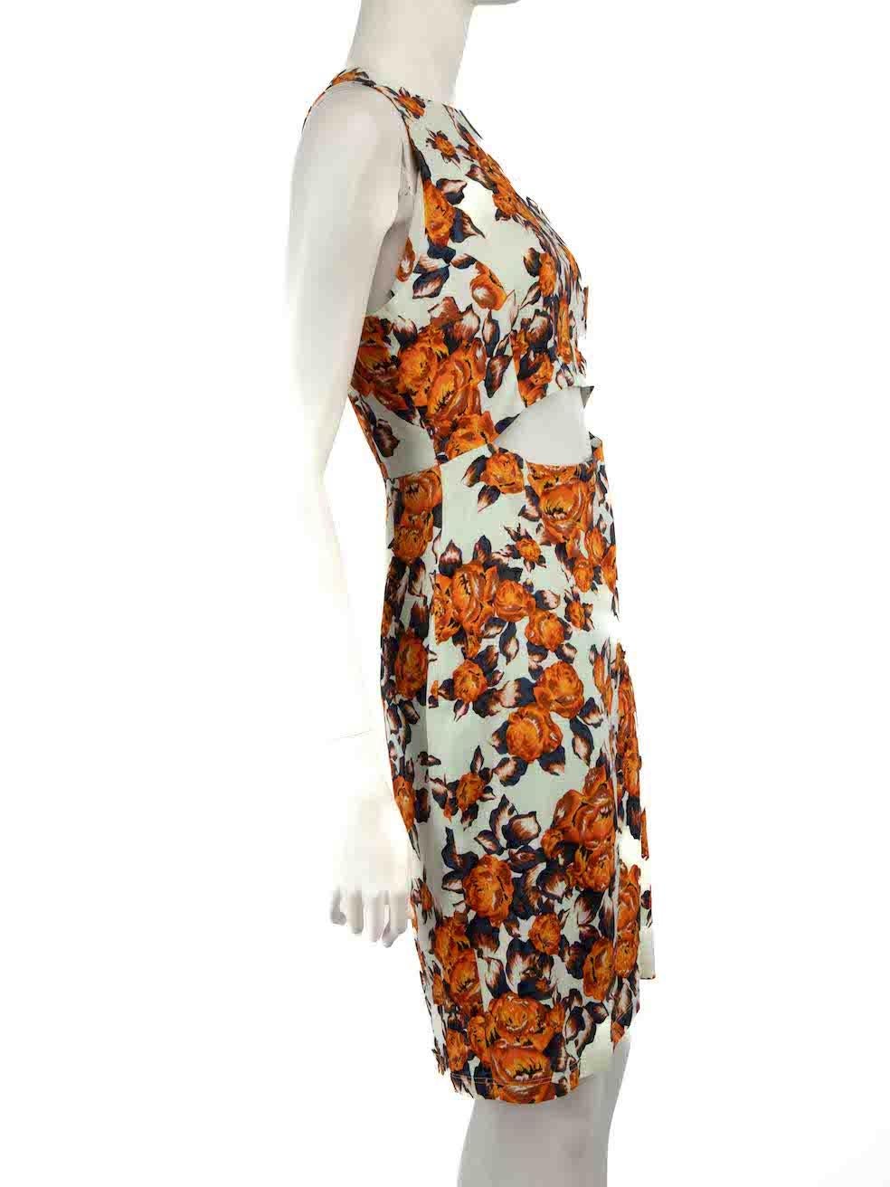 CONDITION is Very good. Minimal wear to dress is evident. Minimal wear to the fabric composition with a handful of plucks and pulls to the weave found through the back of this used Suno designer resale item.
 
 Details
 Orange
 Silk
 Dress
 Floral