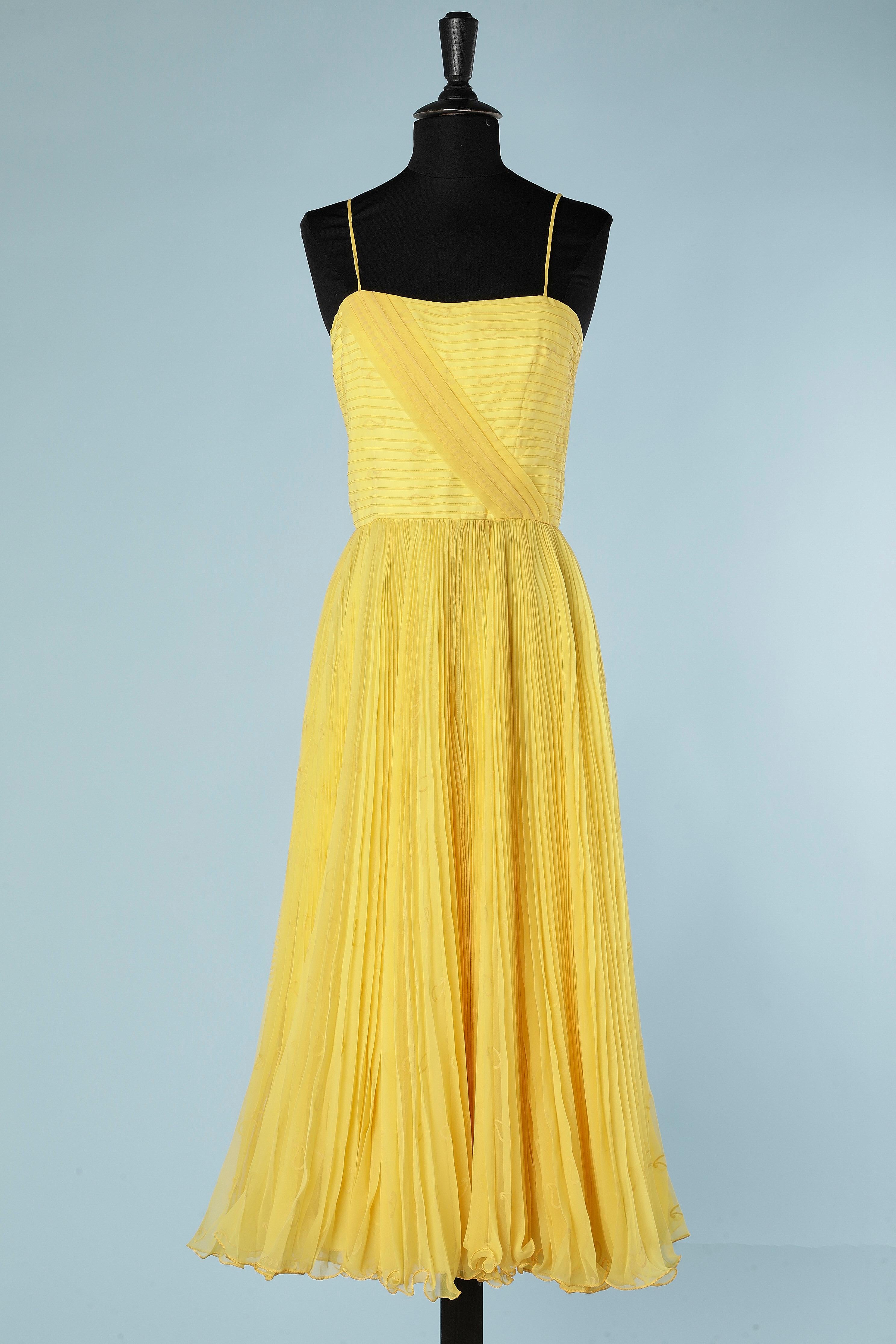 Sunray pleats yellow pleated cape and cocktail dress ensemble Luis Fuentes  For Sale 4