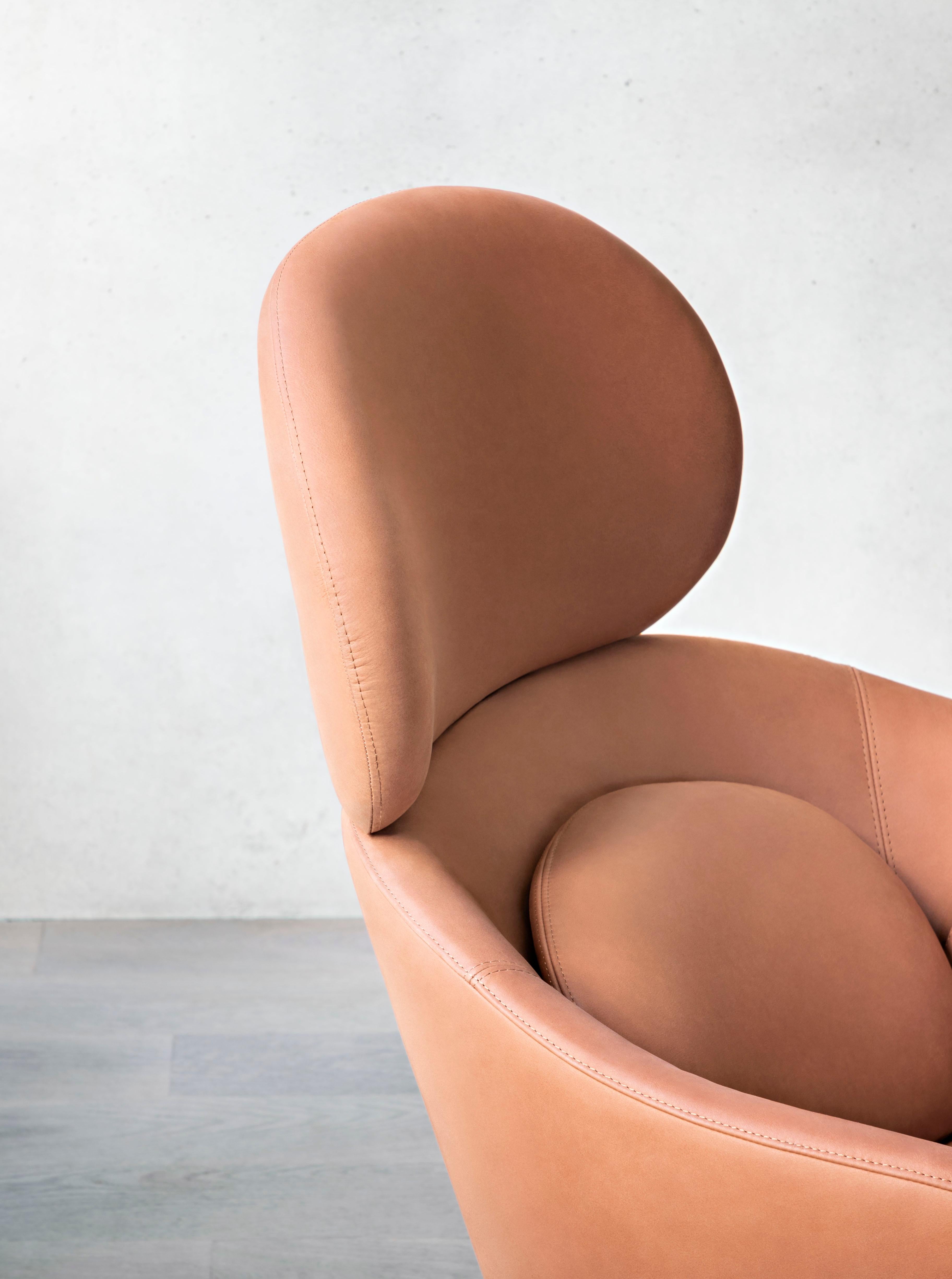 Upholstery Sunset Bergère Chair with Pouf in Avant Après Grey & Aluminum Feet, Nicola Pavan For Sale