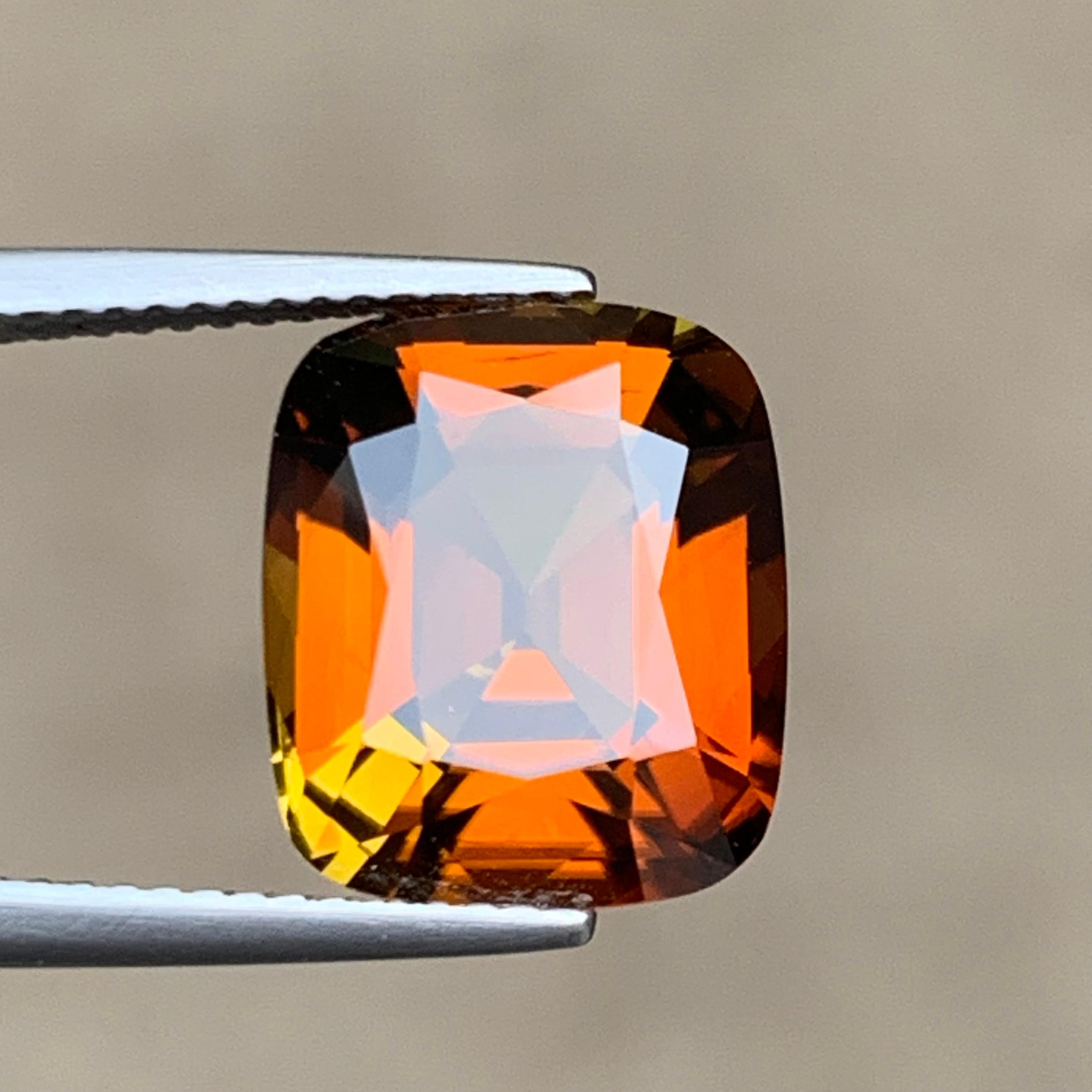¡¡¡Rara Puesta de Sol Naranja Marrón Natural Turmalina Piedra suelta para el anillo, collar, colgante, pulsera o cualquier otra joyería de ajuste de Afganistán !!!

💎 TIPO DE PIEDRA PRECIOSA: Turmalina
⚖️ PESO: 6,65 Quilates
FORMA Y CORTE: Talla