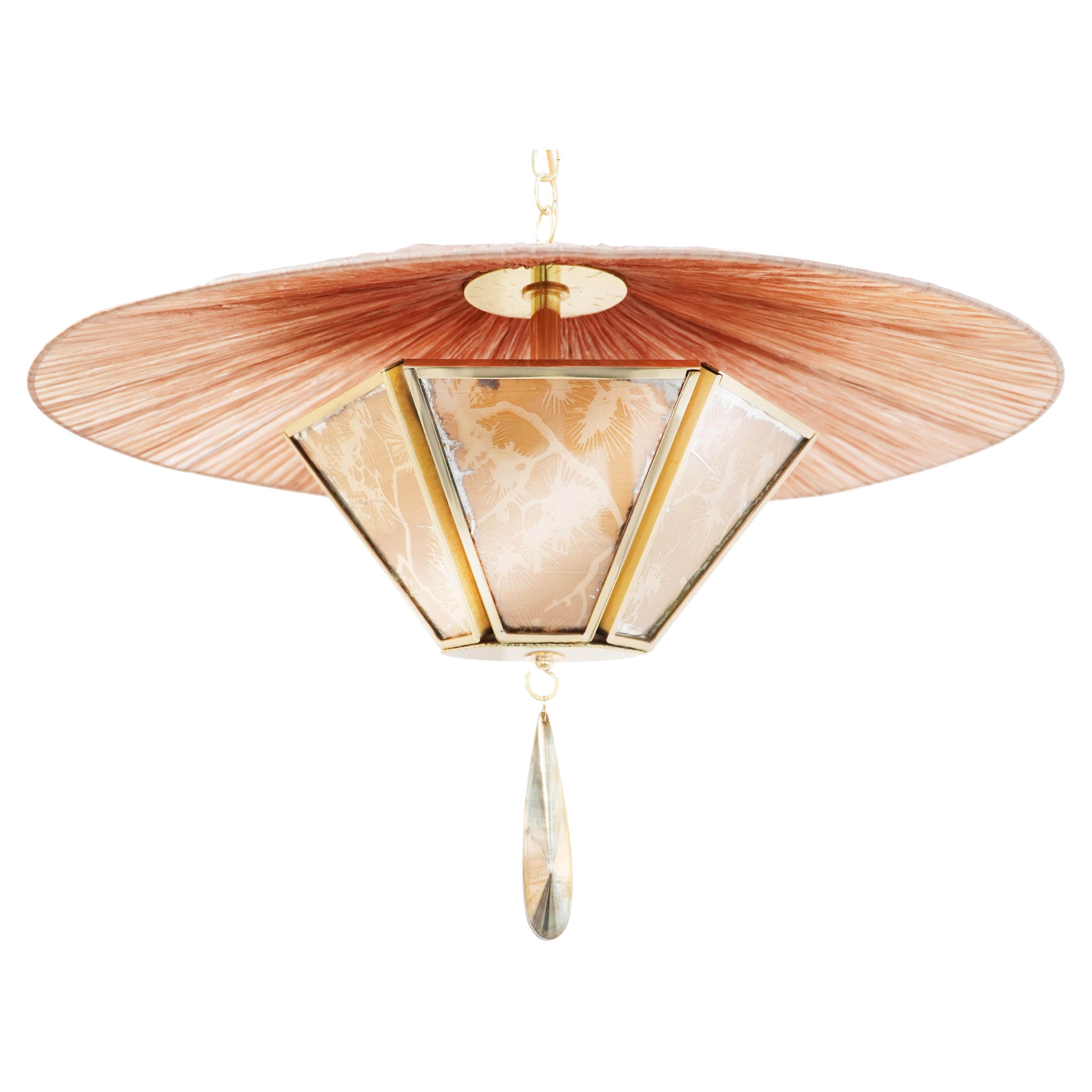SUNSHINE
 
Let the light to come through
 
Thanks to the Italian manufacturing technique used in our workplace, each item is a testament to our commitment to craftmanship, with attention to detail and the finest materials.
Here original Japanese