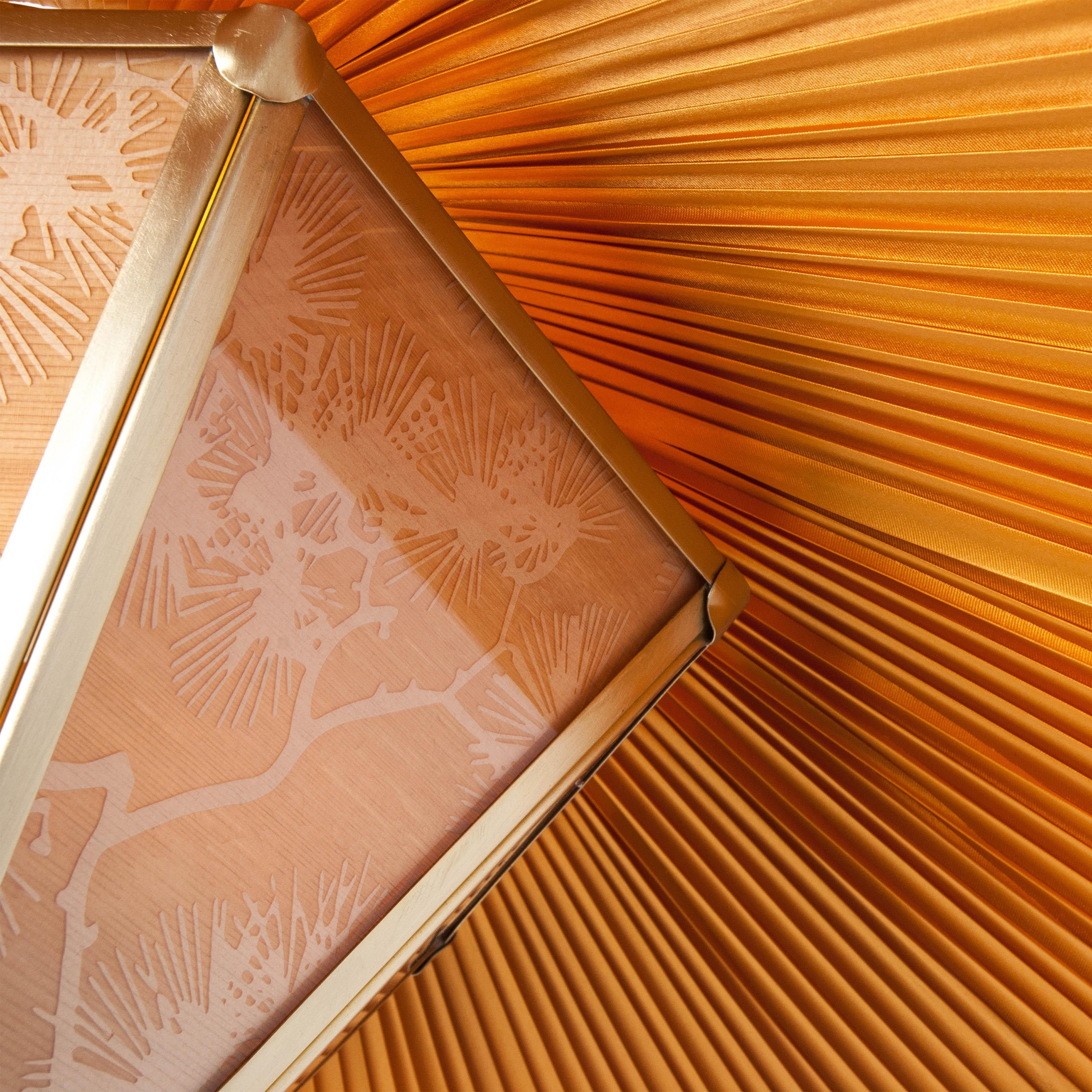 “Sunshine” Contemporary floor Lamp 60cm,  Sun Silk lampshade, bamboo  Brass In New Condition In Pietrasanta, IT