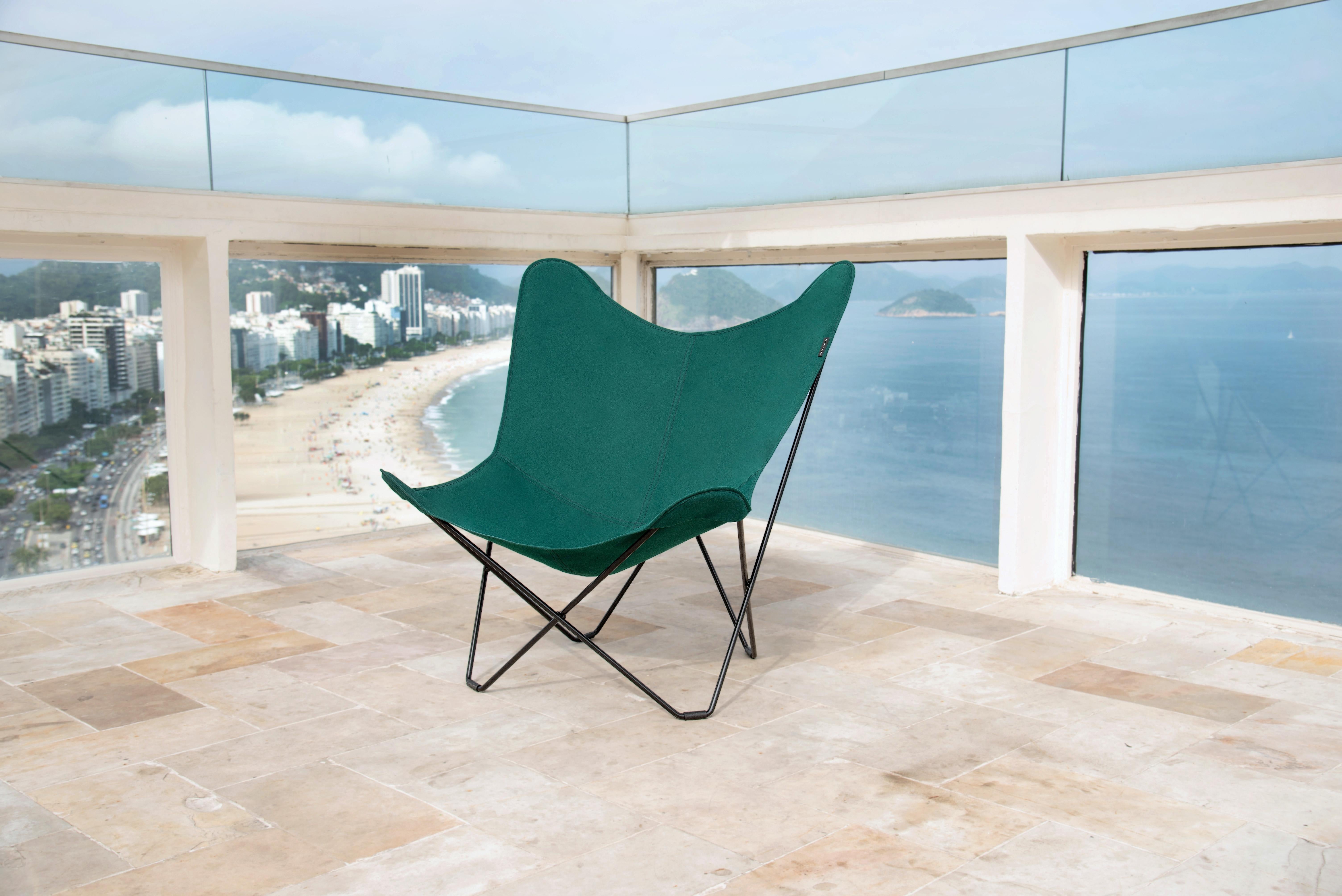 Sunshine Mariposa Outdoor Lounge Chair by Cuero Design For Sale 8