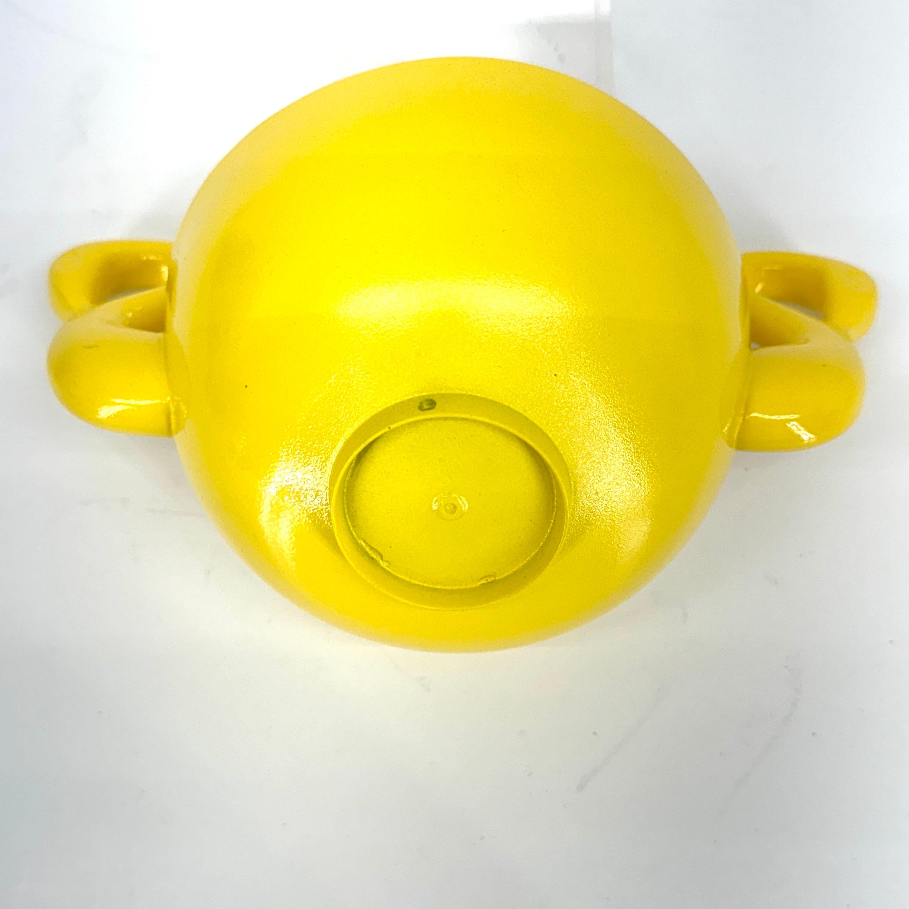 Sunshine Yellow Powder-Coated Decorative Swan Bowl, Mid-Century Modern England For Sale 10