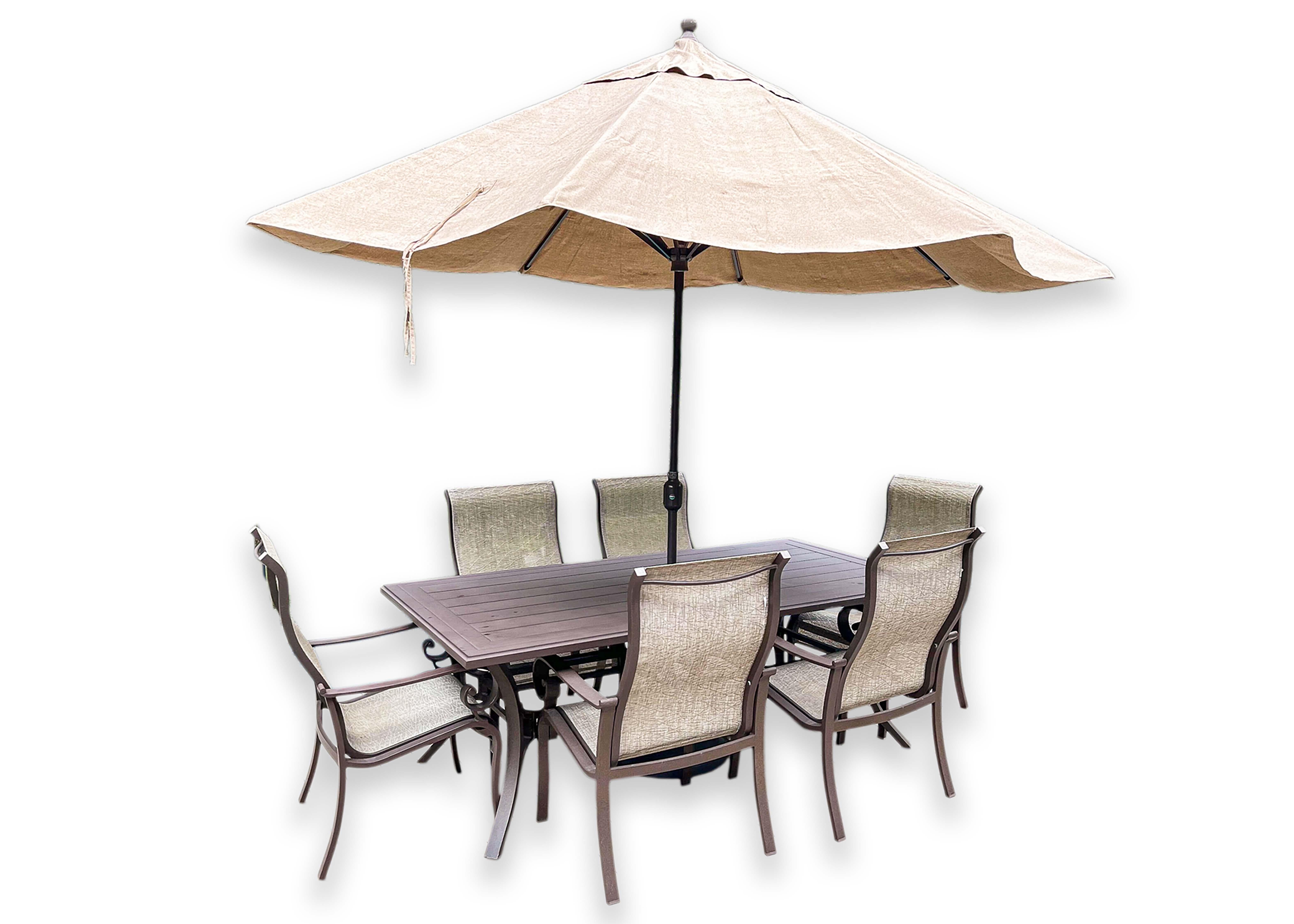 Set da pranzo SunVilla 8 pezzi con sedie da pranzo, tavolo da pranzo e ombrellone in vendita 9