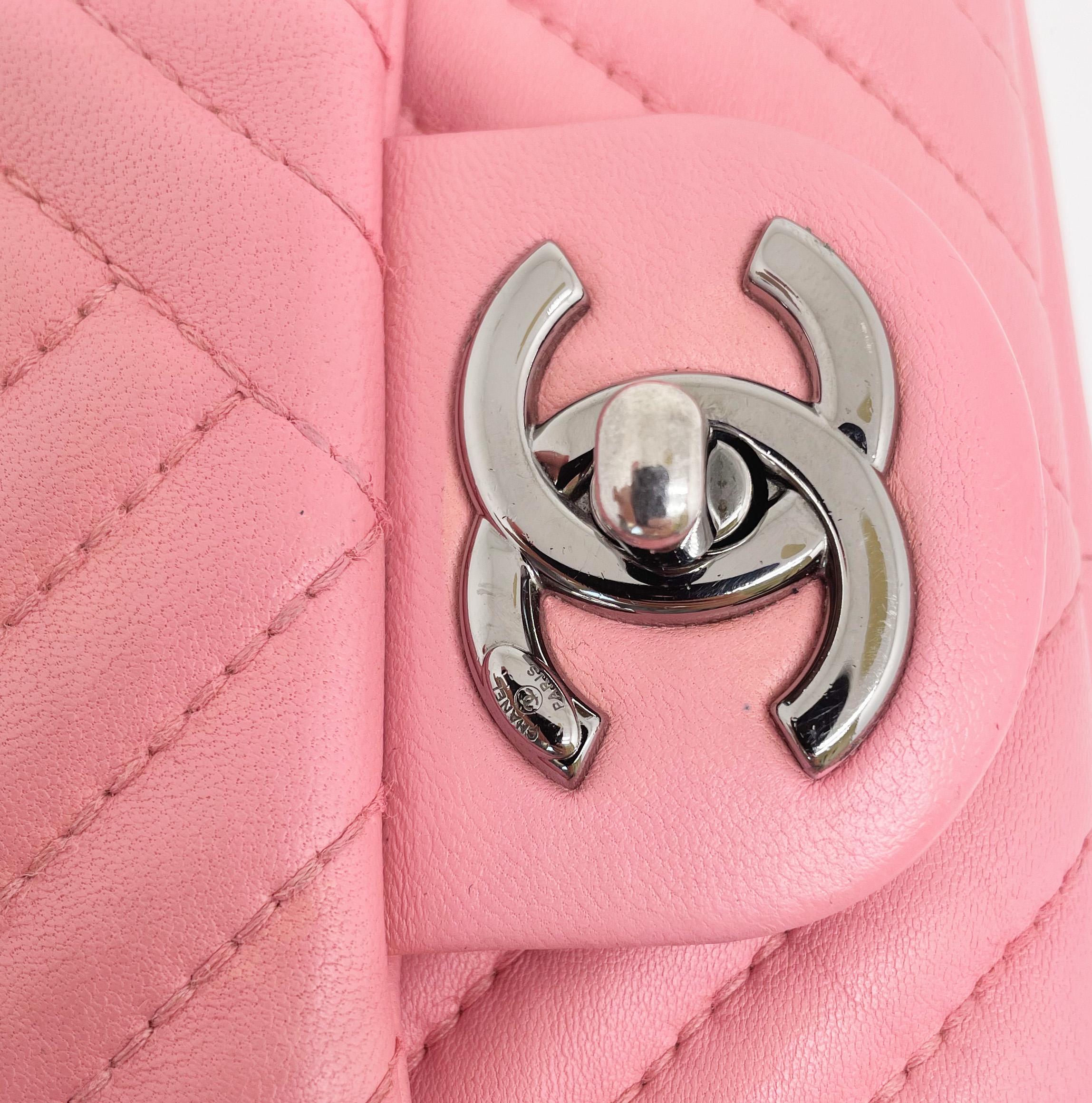 Super Chanel Timeless bag in lambskin with asymmetrical Chevron Pink 4