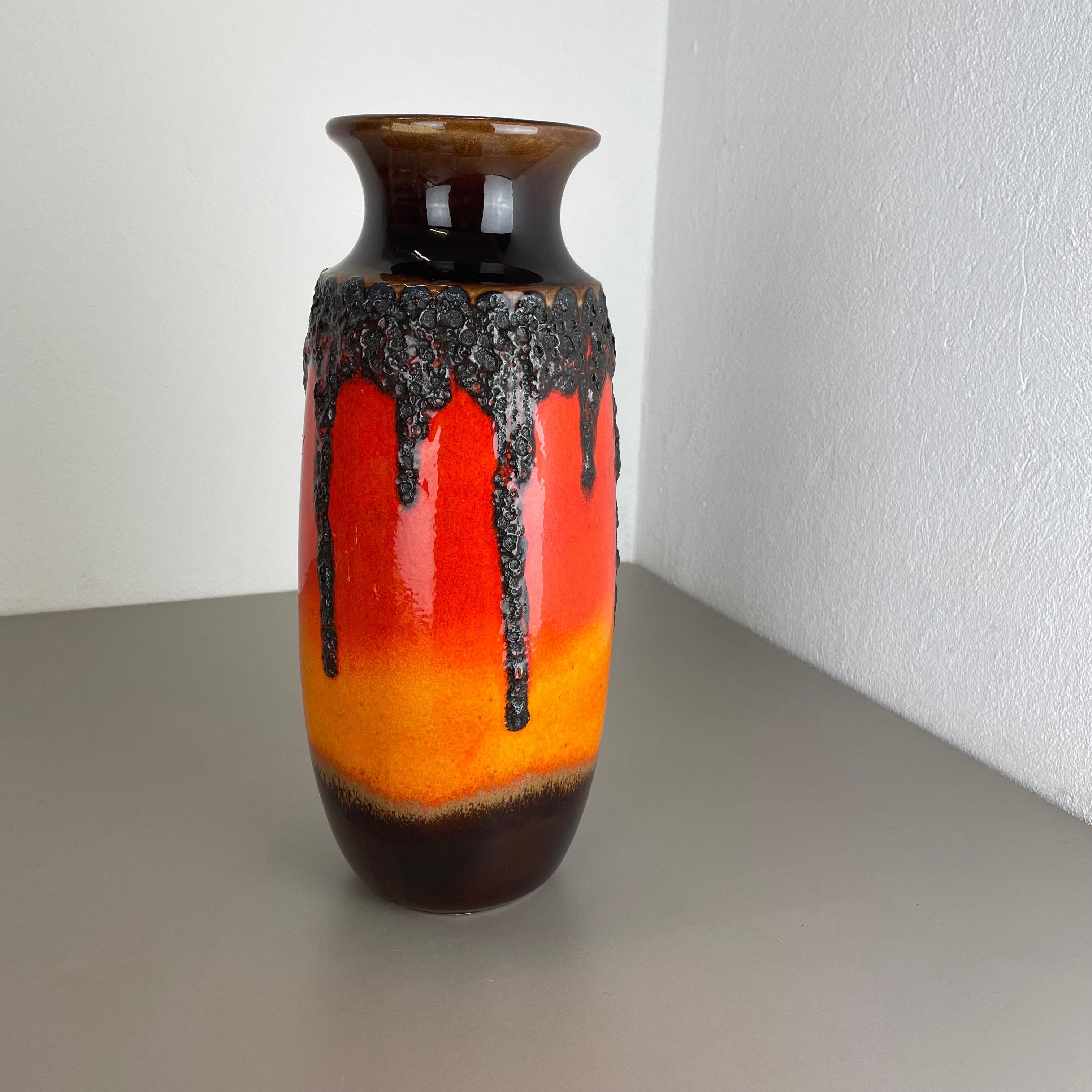 Super Color 41cm Kruzige Fat Lava Mehrfarbige Vase Scheurich, Deutschland WGP, 1970er Jahre (Moderne der Mitte des Jahrhunderts) im Angebot