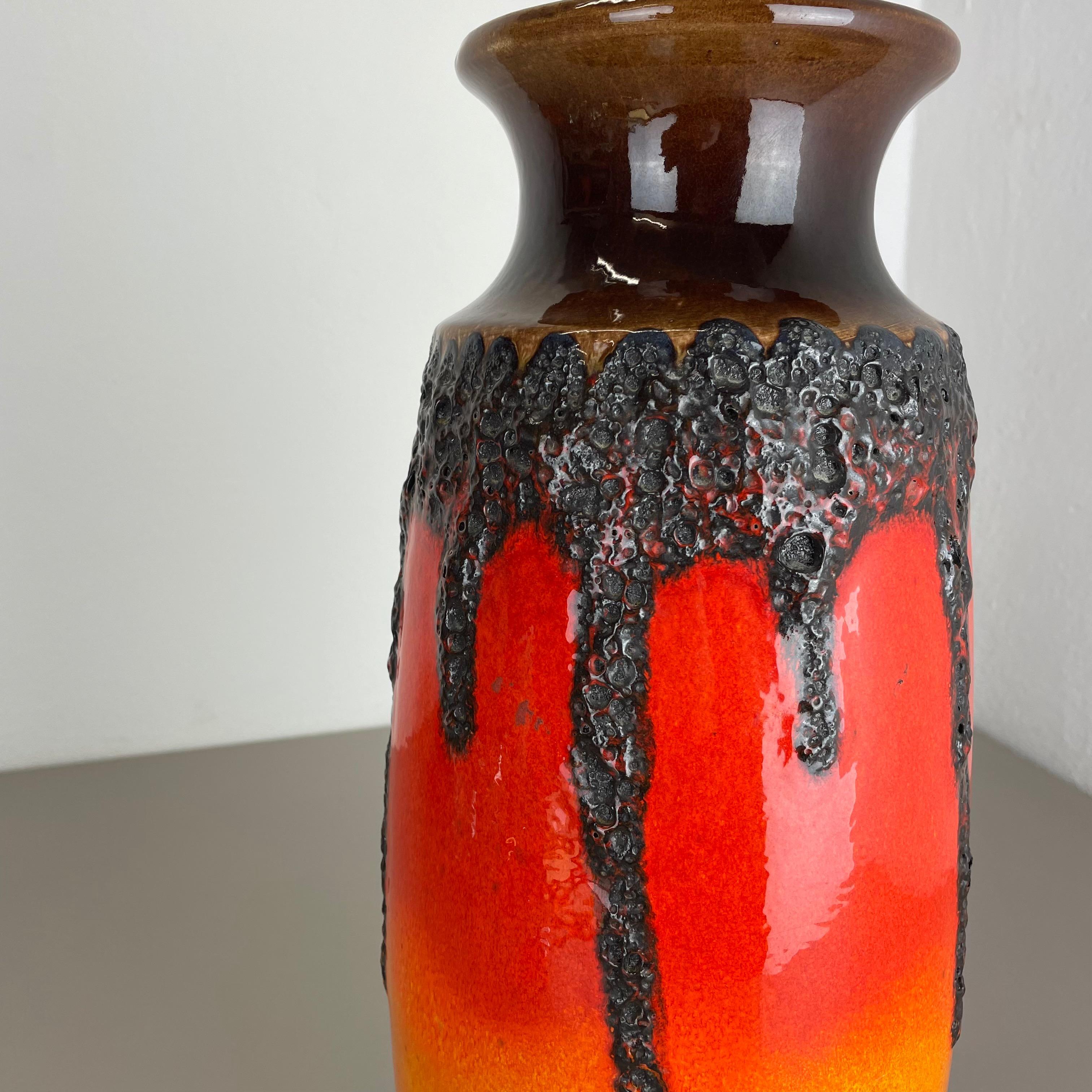 Super Color 41cm Kruzige Fat Lava Mehrfarbige Vase Scheurich, Deutschland WGP, 1970er Jahre (20. Jahrhundert) im Angebot