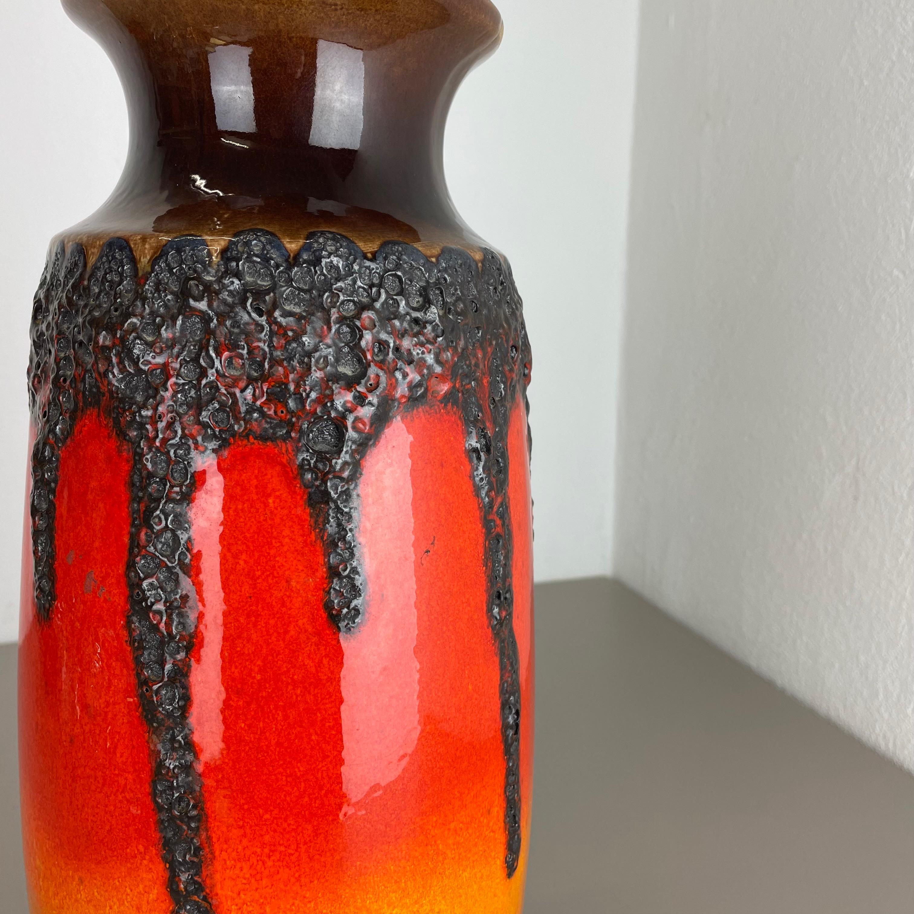 Super Color 41cm Kruzige Fat Lava Mehrfarbige Vase Scheurich, Deutschland WGP, 1970er Jahre im Angebot 1
