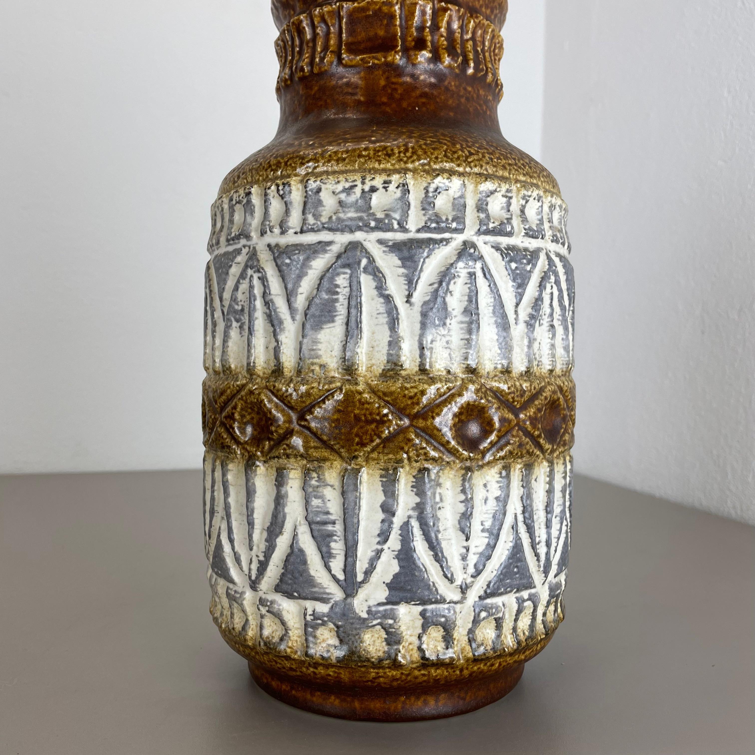Hervorragende farbenfrohe Fat Lava-Keramikvase von Bay Ceramics, Deutschland, 1970er Jahre im Angebot 7