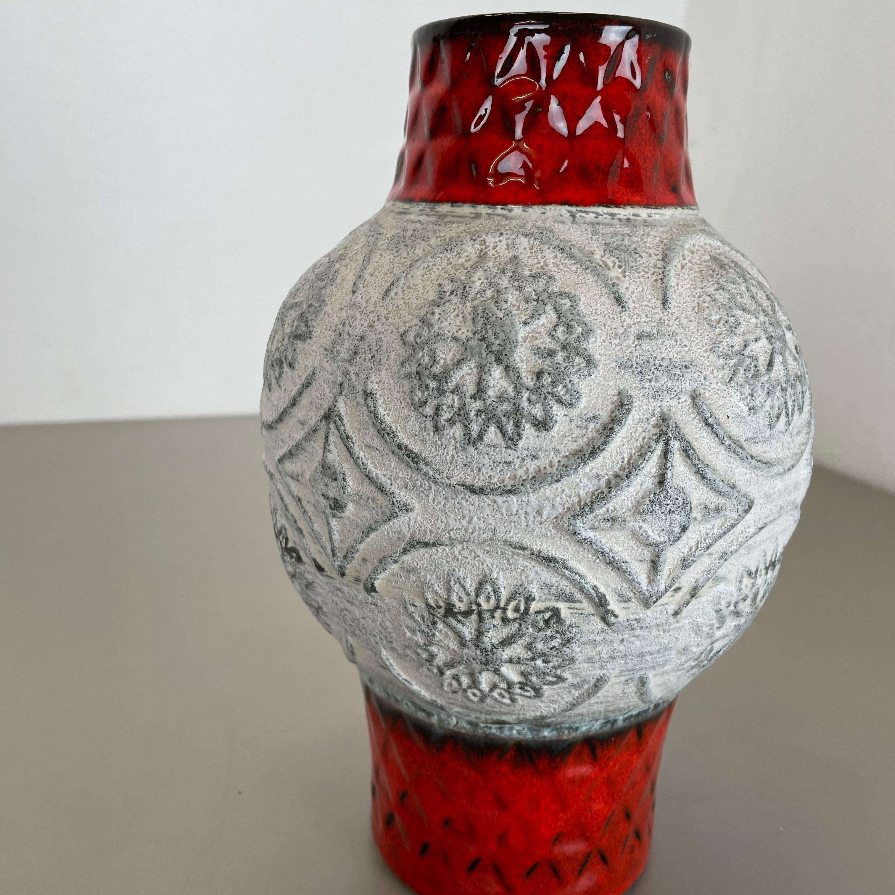 Superbe vase abstrait coloré en poterie de lave grasse de Bay Ceramics, Allemagne, 1970 Bon état - En vente à Kirchlengern, DE