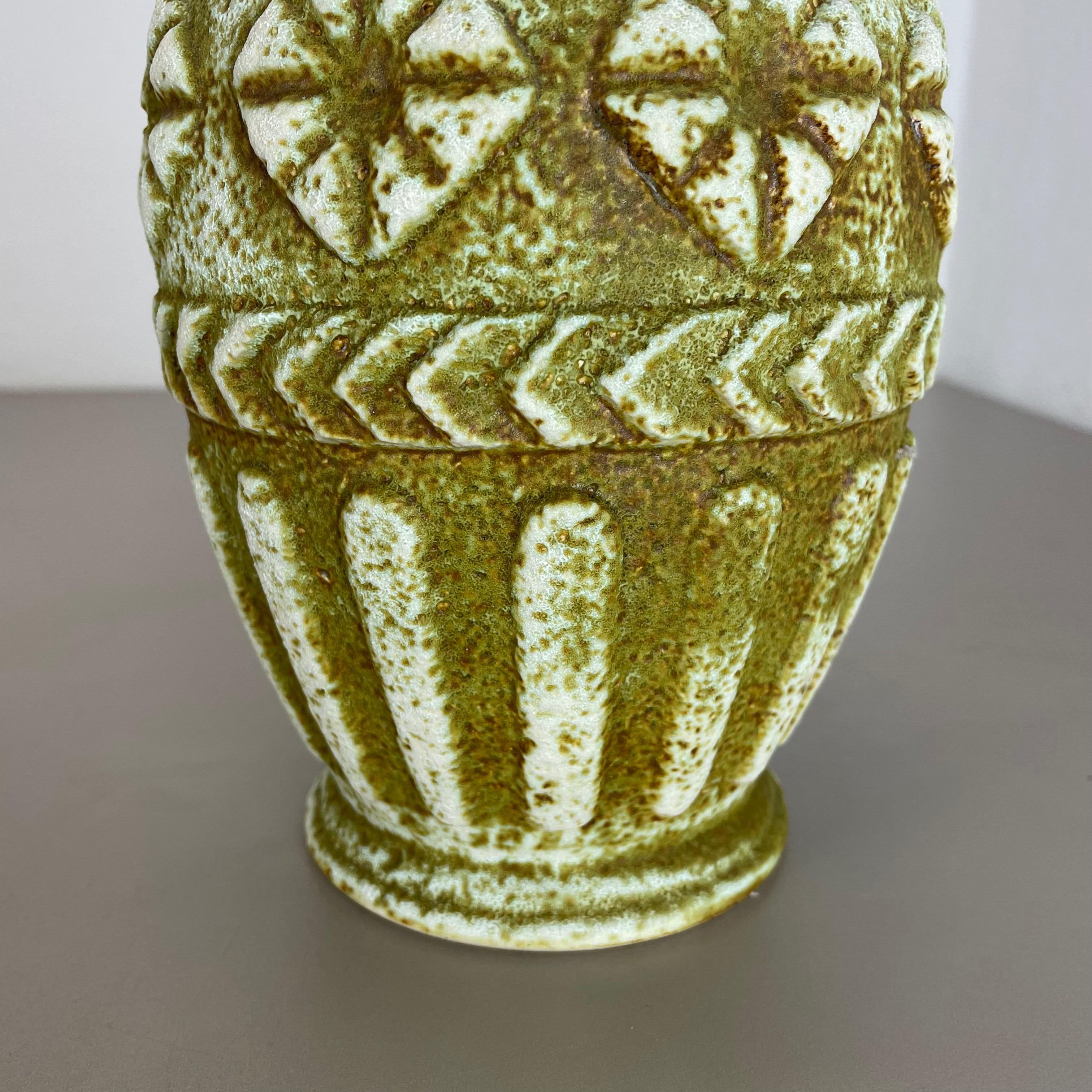 Superbe vase coloré en poterie de lave grasse de Bay Ceramics, Allemagne, 1970 en vente 4