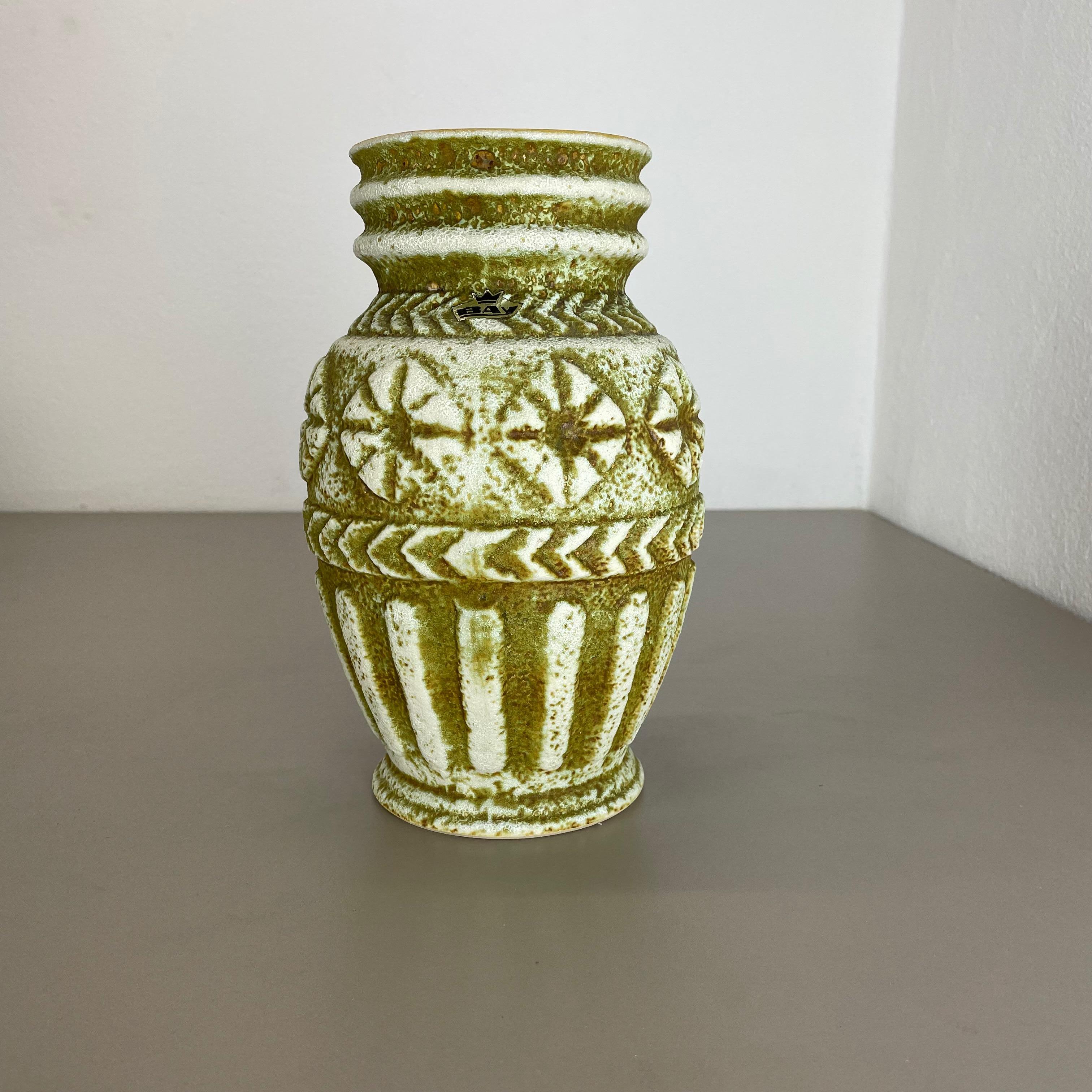 Article:

Pottery ceramic vase


Producer:

BAY Ceramic, Germany



Decade:

1970s



Description:

Original vintage 1970s pottery ceramic vase made in Germany. High quality German production with a nice abstract painting and
