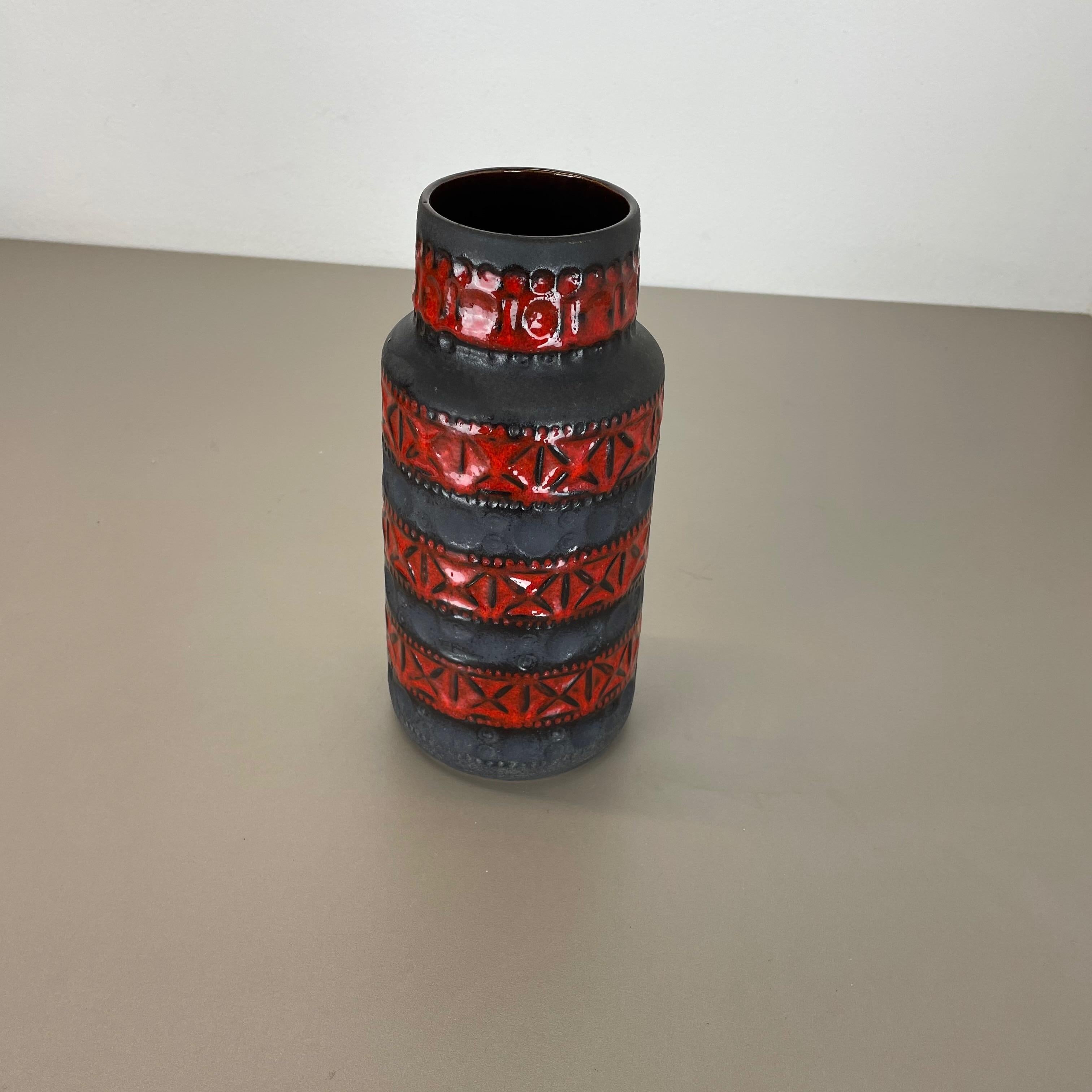 Tedesco Vaso in ceramica lavica super colorato di Bay Ceramics, Germania, anni '70 in vendita