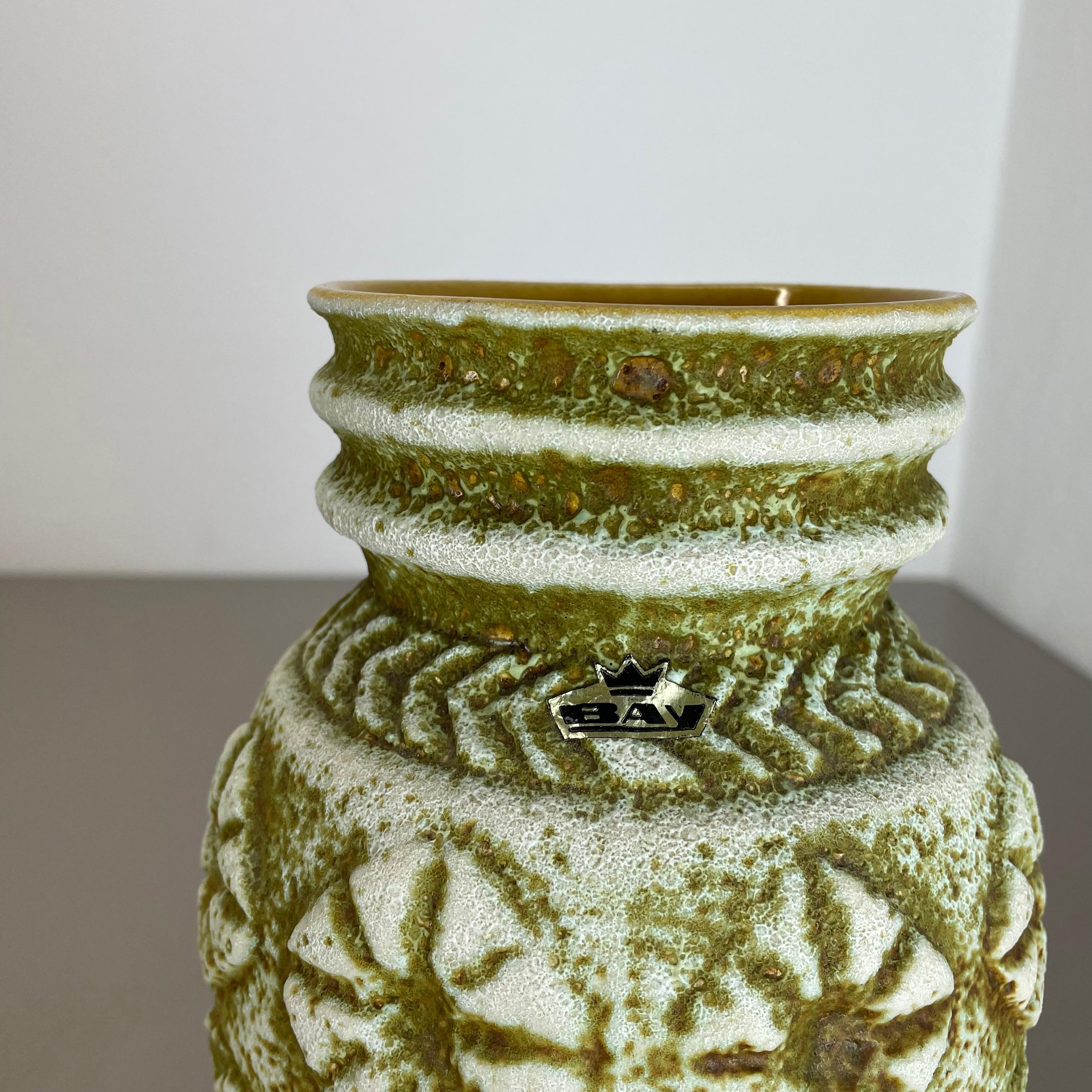 20ième siècle Superbe vase coloré en poterie de lave grasse de Bay Ceramics, Allemagne, 1970 en vente