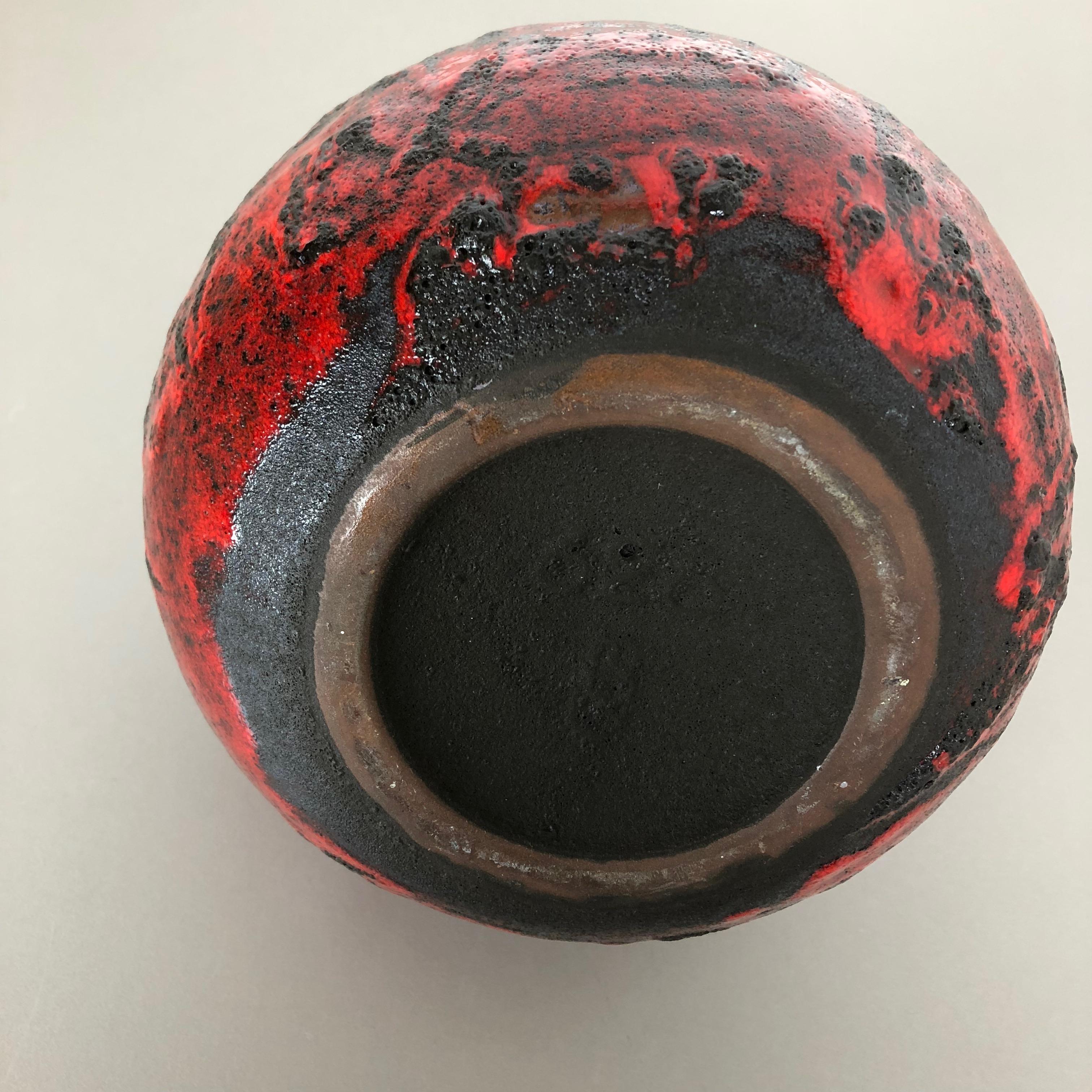 Super Colorful Fat Lava Pottery Vase by Gräflich Ortenburg, Germany, 1960s For Sale 1