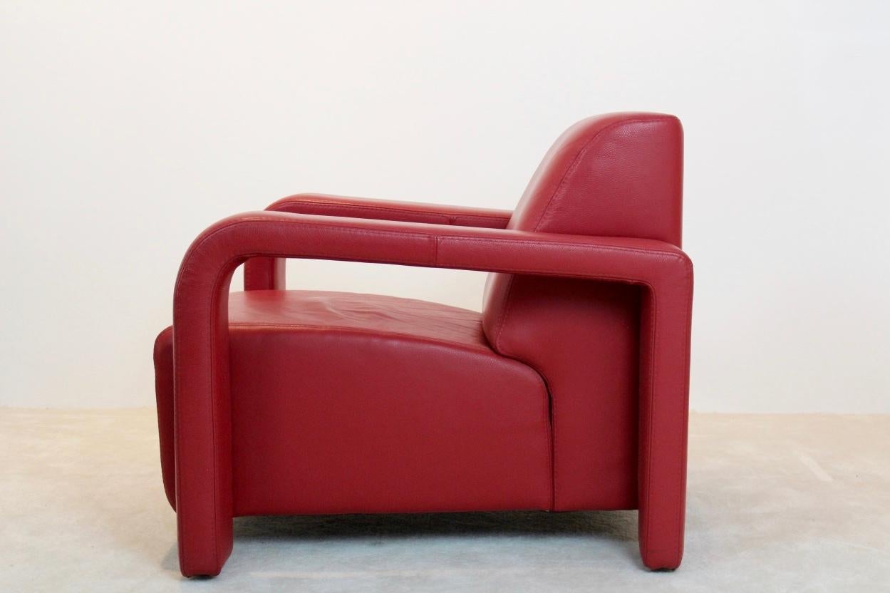 Mid-Century Modern Super Comfortable Pair of Marinelli Red Leather Armchairs, Italy