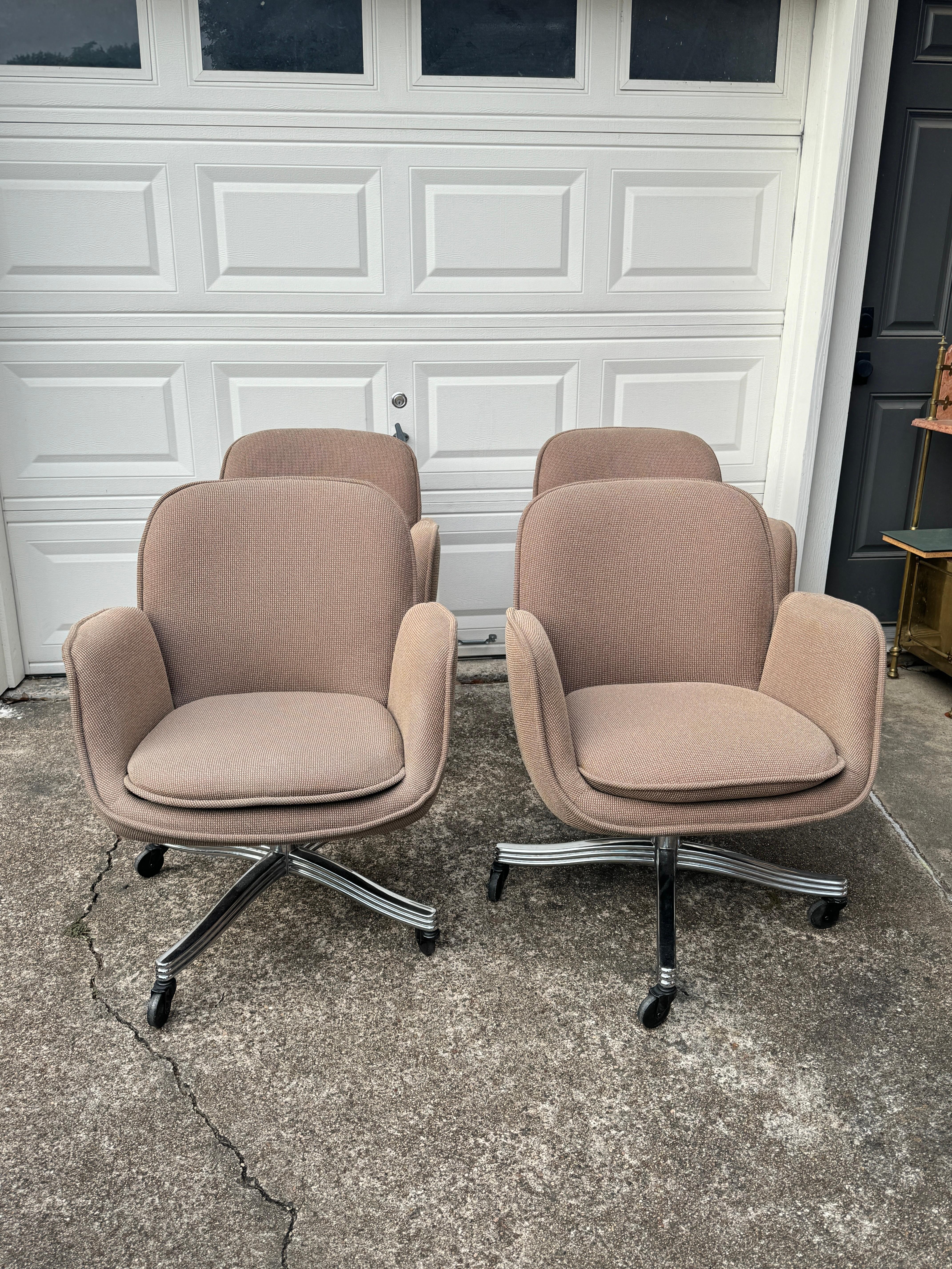 Super comfy set of 4 bucket office chairs by Faultess Doerner, circa 1970s For Sale 9